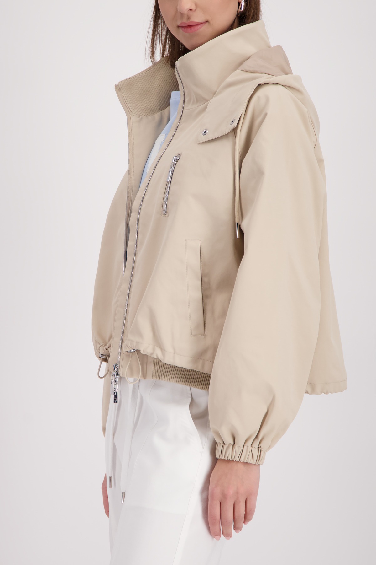 Monari Outdoorjacke mit Kapuze Stehkragen, Oversized Fit, Ripp-Details an Kragen und Bodysaum