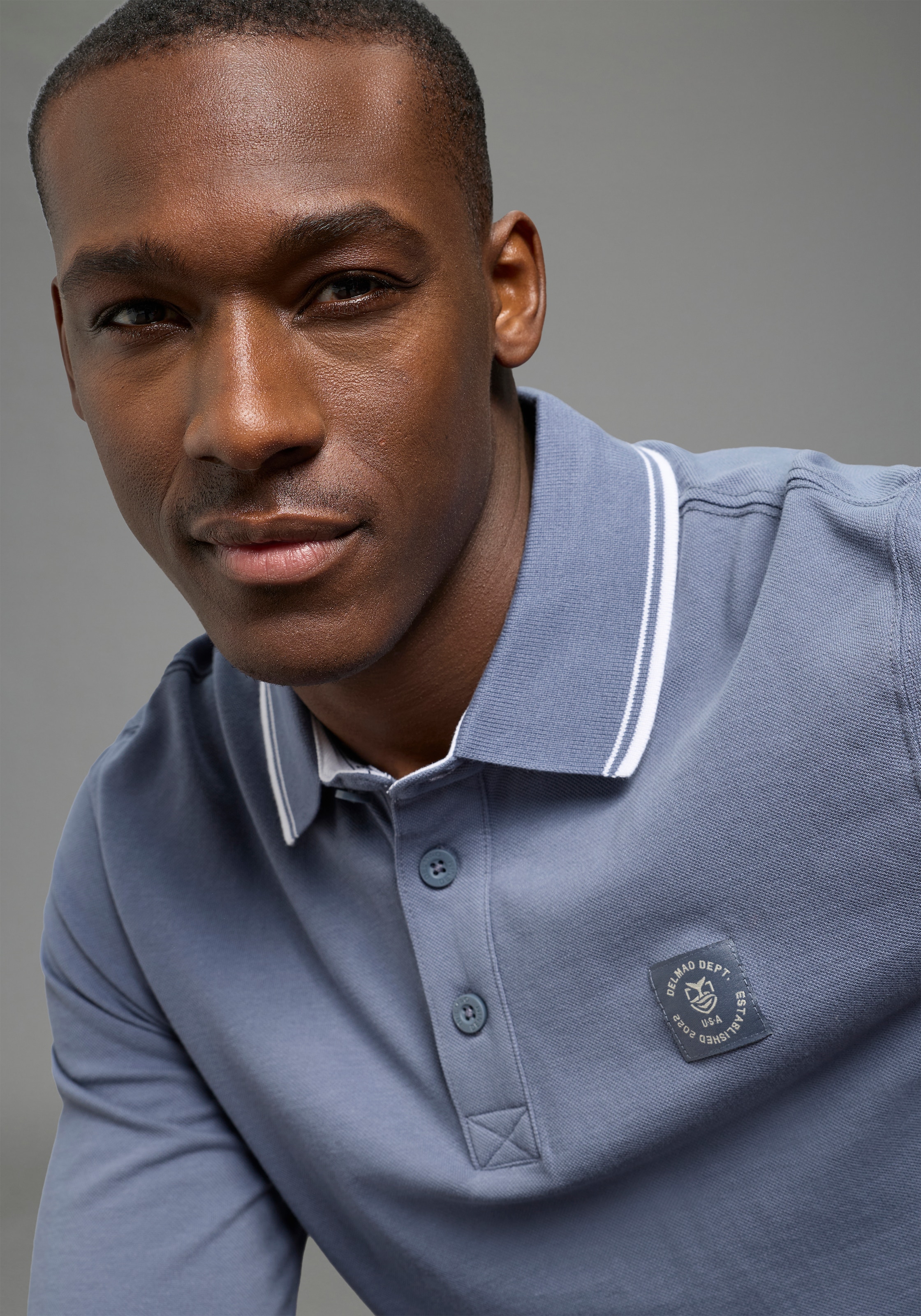 DELMAO Langarm-Poloshirt »Neue Kollektion!« schmale Passform, Langarm, unifarben, aus Piqué-Material