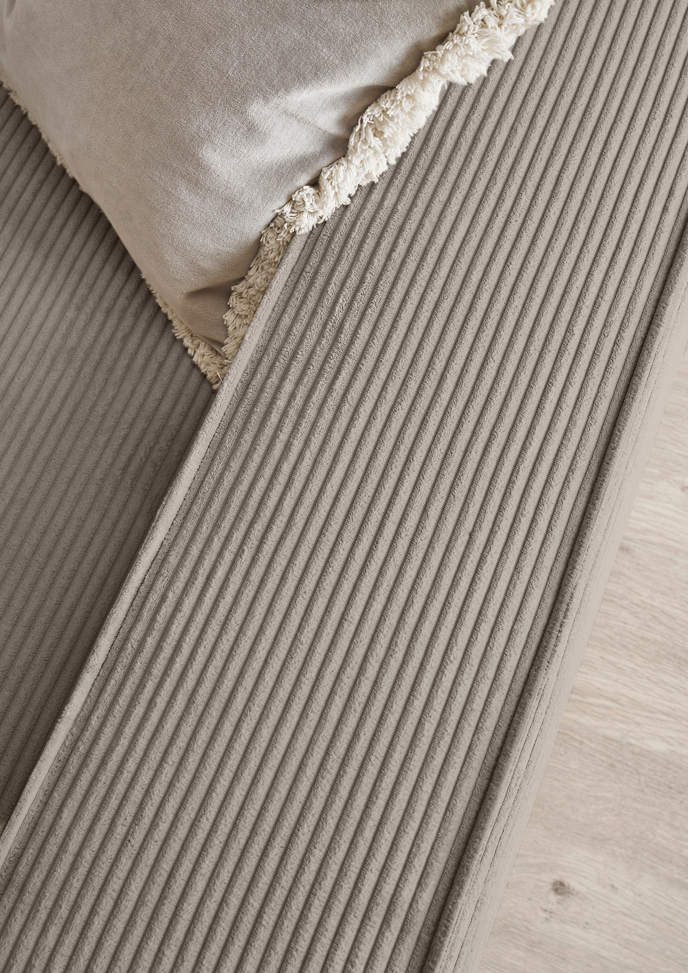 Home affaire Big-Sofa »NEU: SHERWOOD XXL, Big-Sofa (316cm), extra tiefe Sitzfläche 95 cm«, bequemer Sitzkomfort, Cord u. Leinenoptik, Kedernaht
