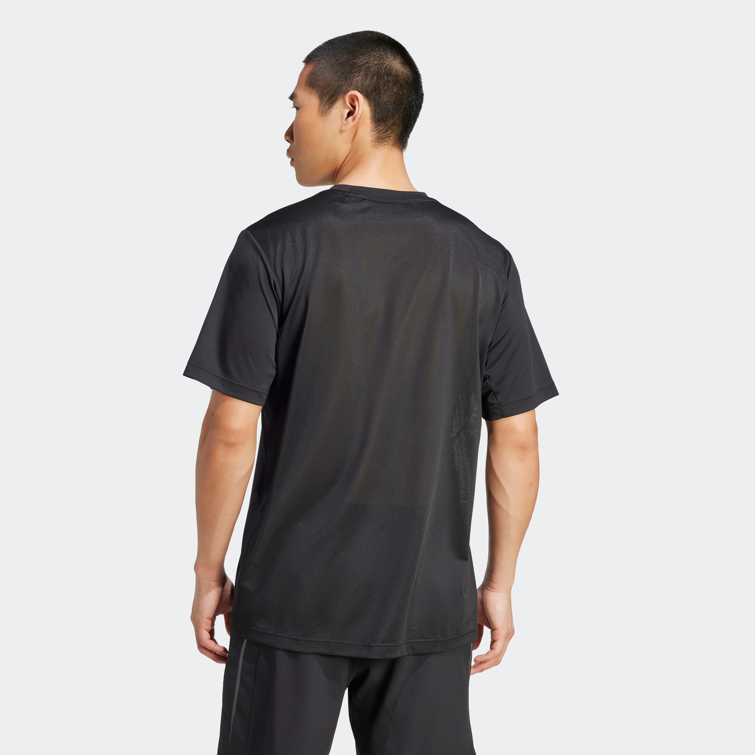 adidas Performance T-Shirt »TECH APP GF TEE« leichtes Obermaterial aus Polyester, mit luftigem Mesh