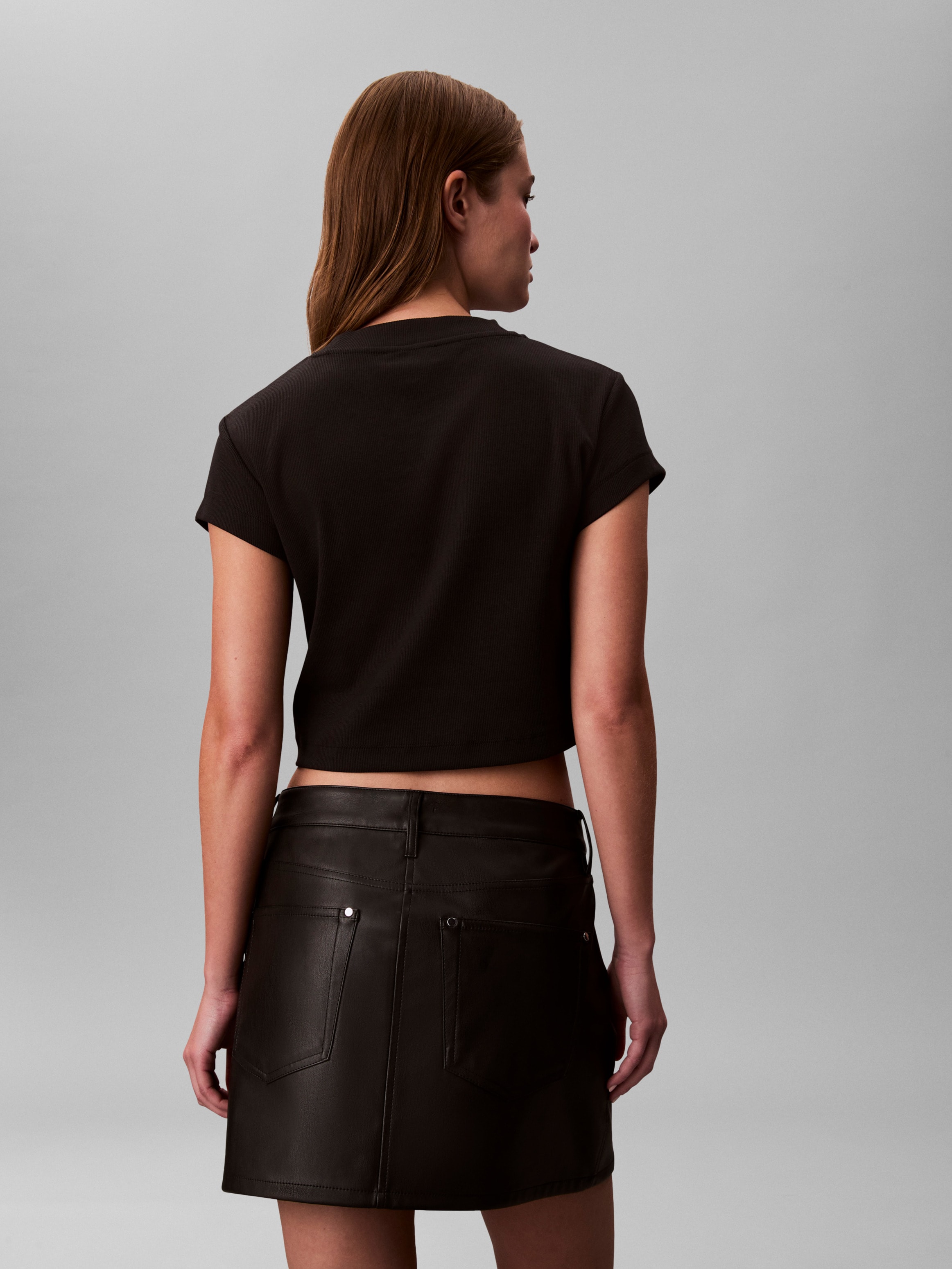 Calvin Klein Jeans T-Shirt »MONOGRAM BABY TEE« Rundhalsausschnitt, taillenlang