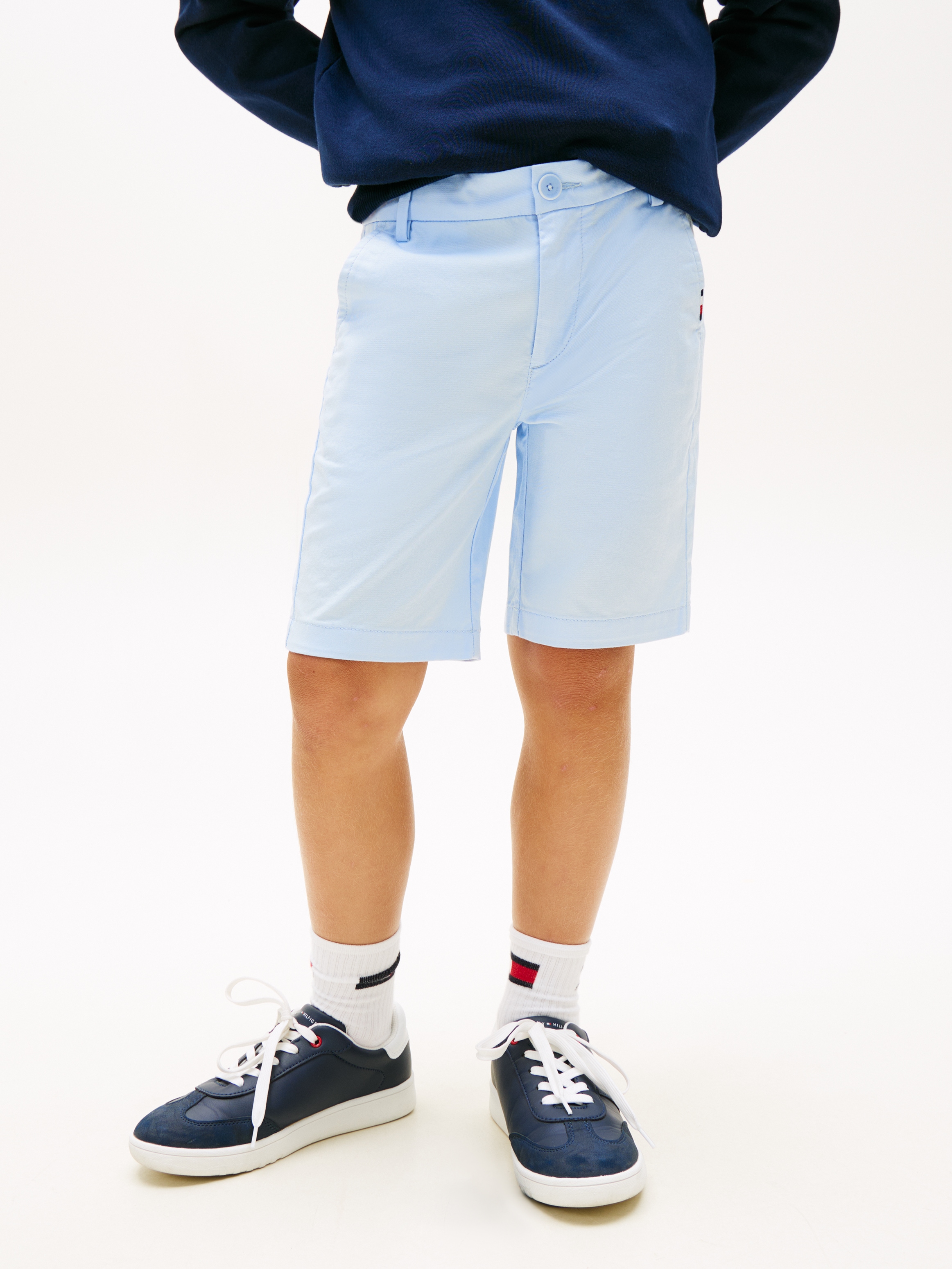 Tommy Hilfiger Shorts »1985 CHINO SHORT«  mit Logostickerei