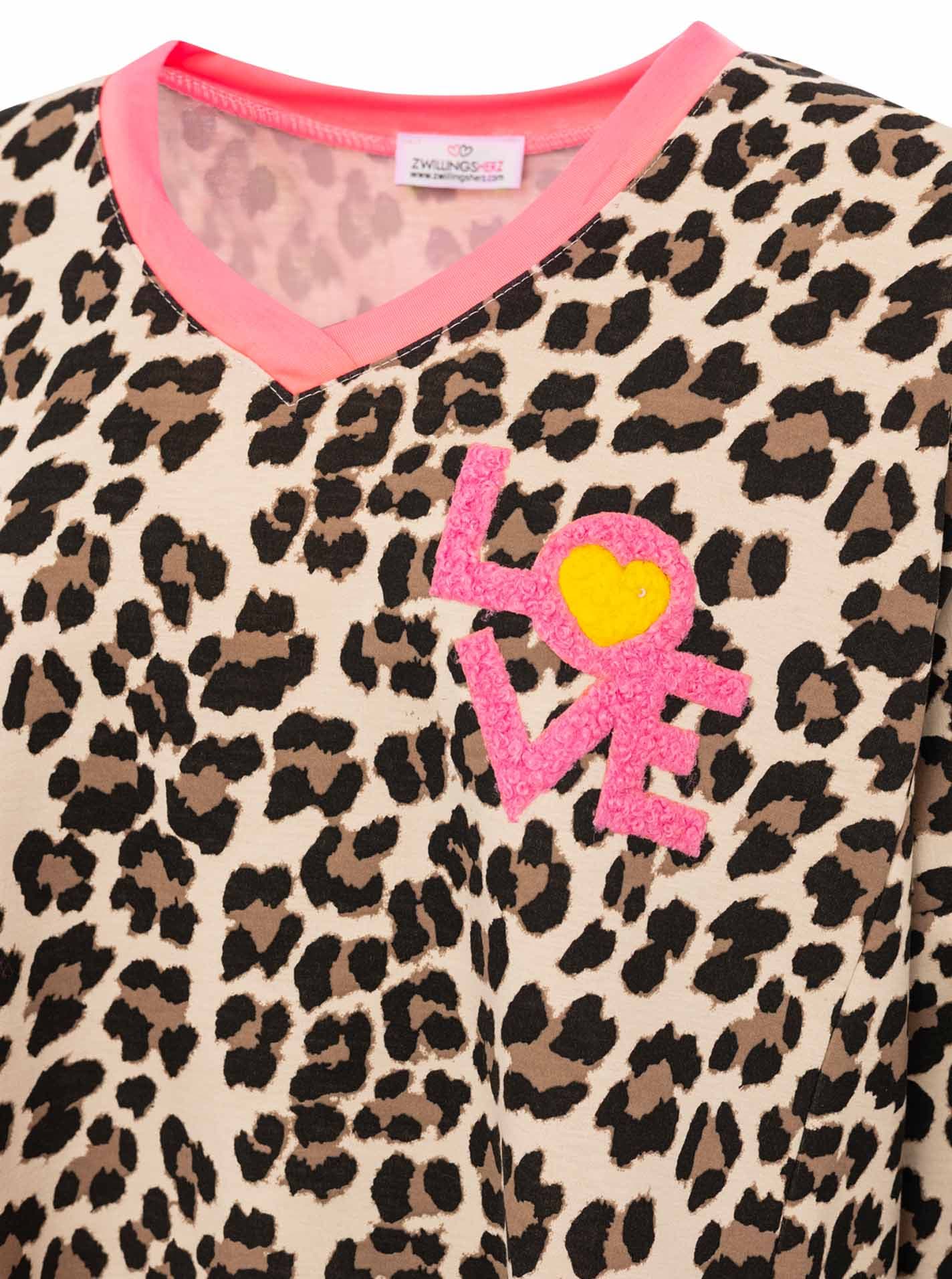Zwillingsherz Sweatshirt »"Neon Leo"«, V-Neck, auffälliges Leopardenmuster, Bündchen Neonfarben, LOVE Print
