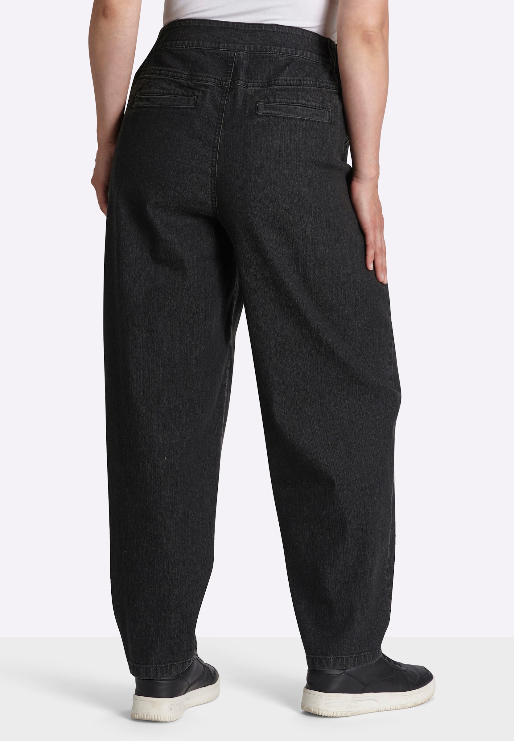 Sheego Bequeme Jeans »Jeans High-waist-Jeans mit Bundfalten und Barrel-Leg«