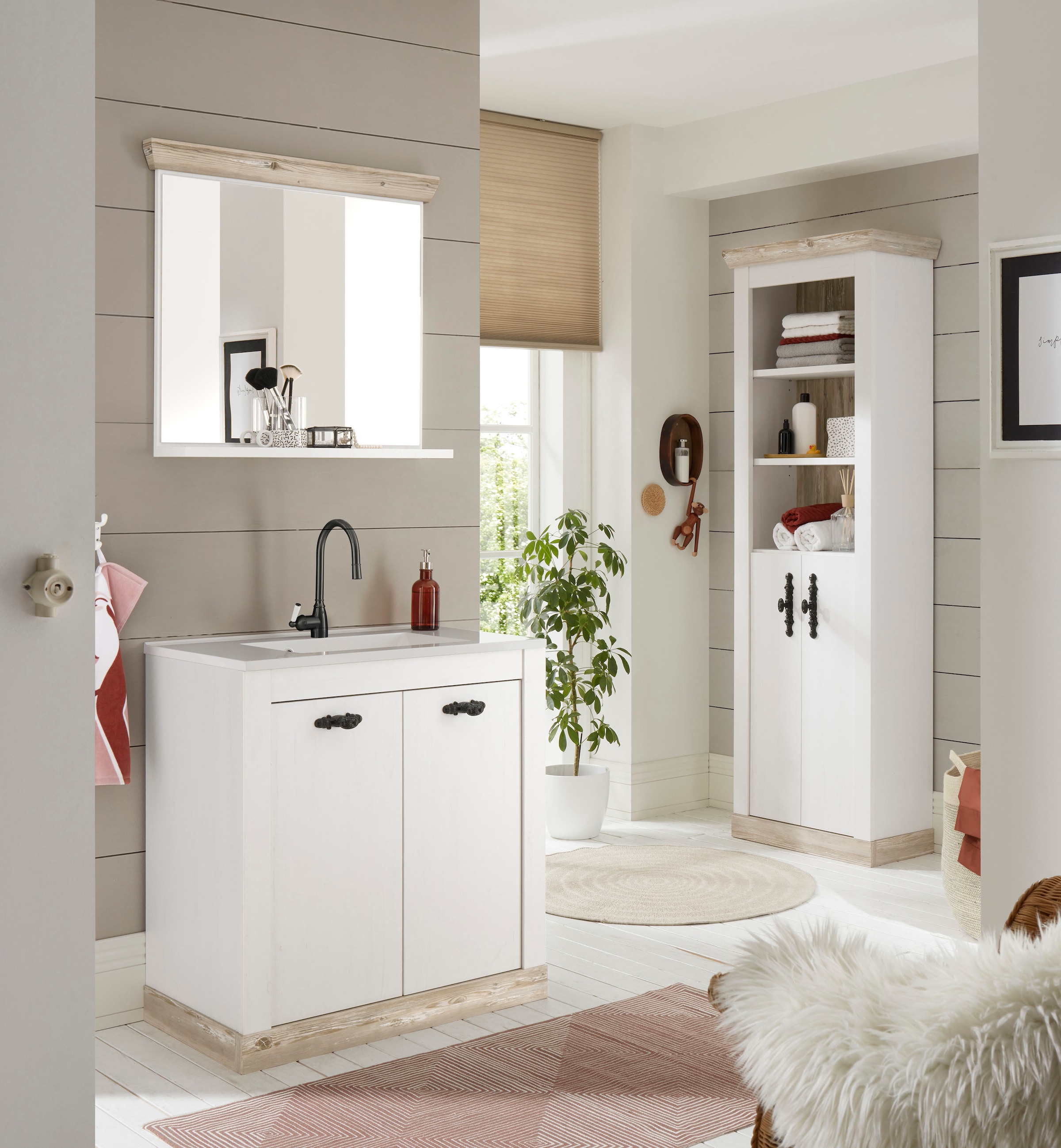 Home affaire Badmöbel-Set »Florenz, Bad im Landhausstil, 3-teiliges Badezimmer«, (3 St.), Waschtisch, Schrank und Spiegel mit Ablage, in Pinie Weiß, Stauraum