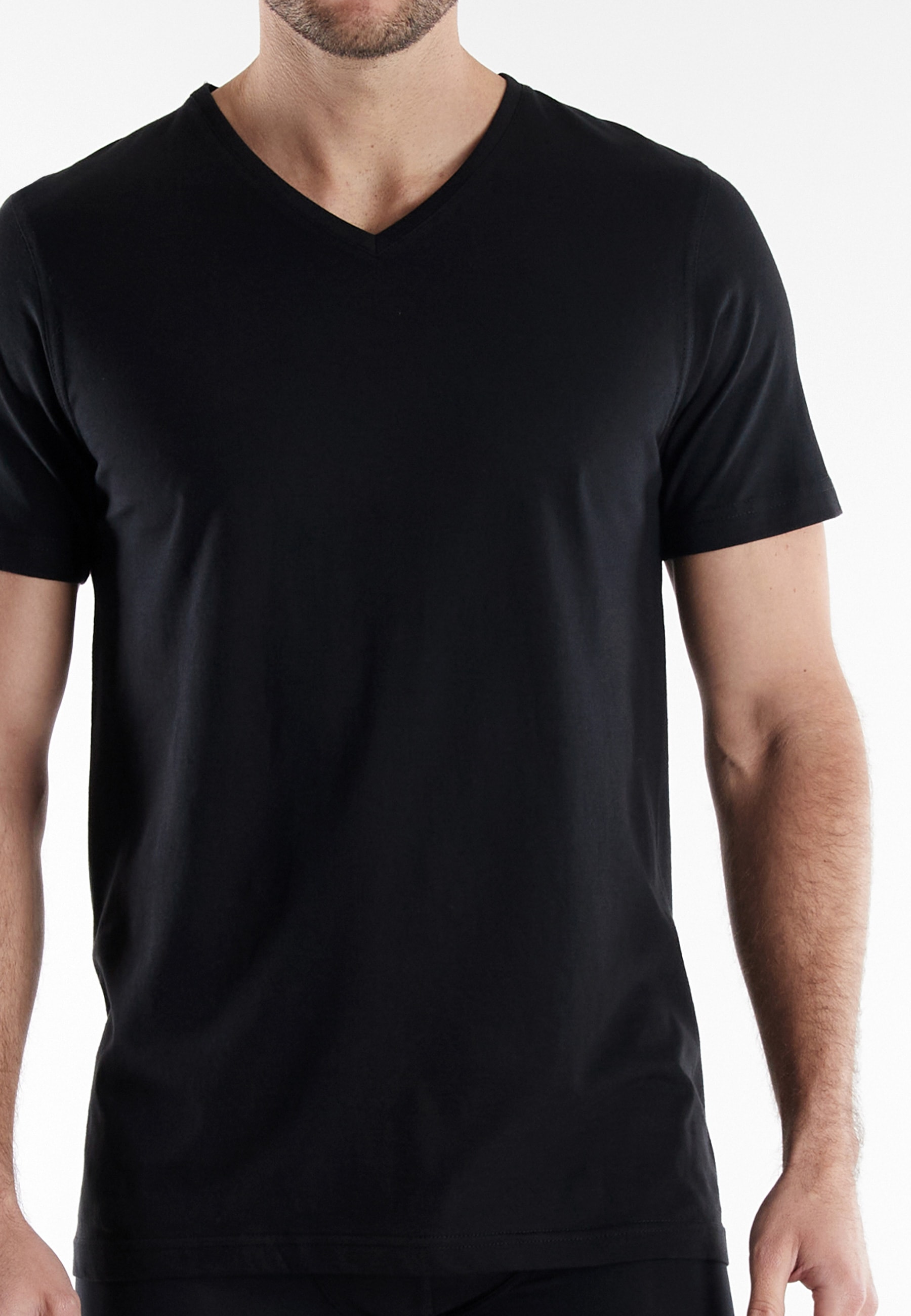 bugatti T-Shirt »Bari«, V-Ausschnitt, Kurzarm, basic, Baumwolle, weich, atmungsaktiv
