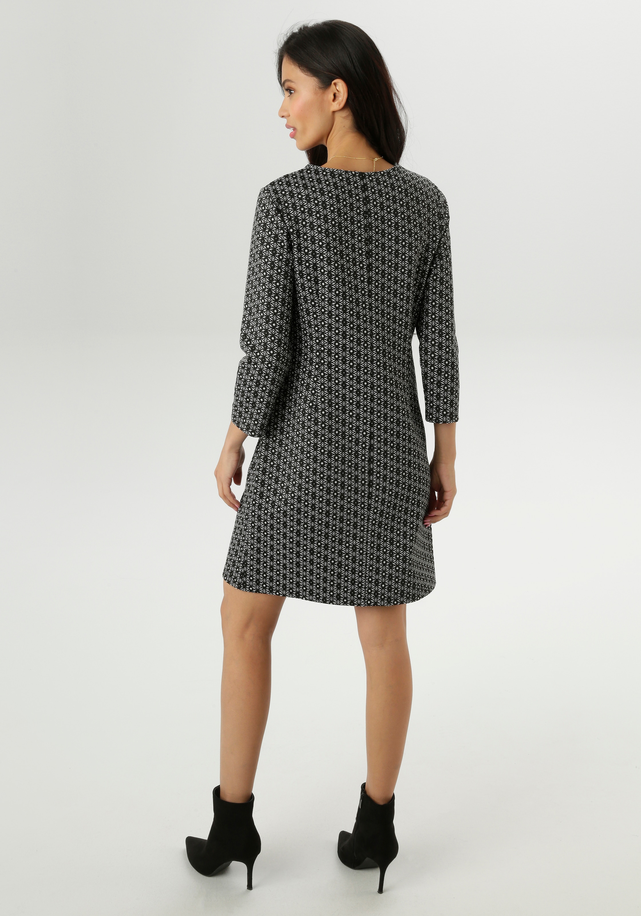 Aniston SELECTED Etuikleid, mit grafischer Jacquardmusterung - NEUE KOLLEKTION
