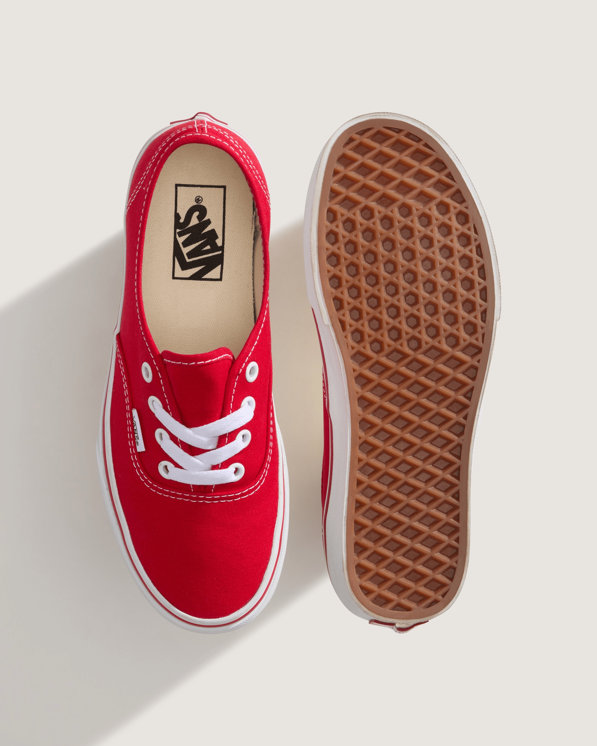 Vans Sneaker »UA Authentic«  aus textilem Canvas-Material