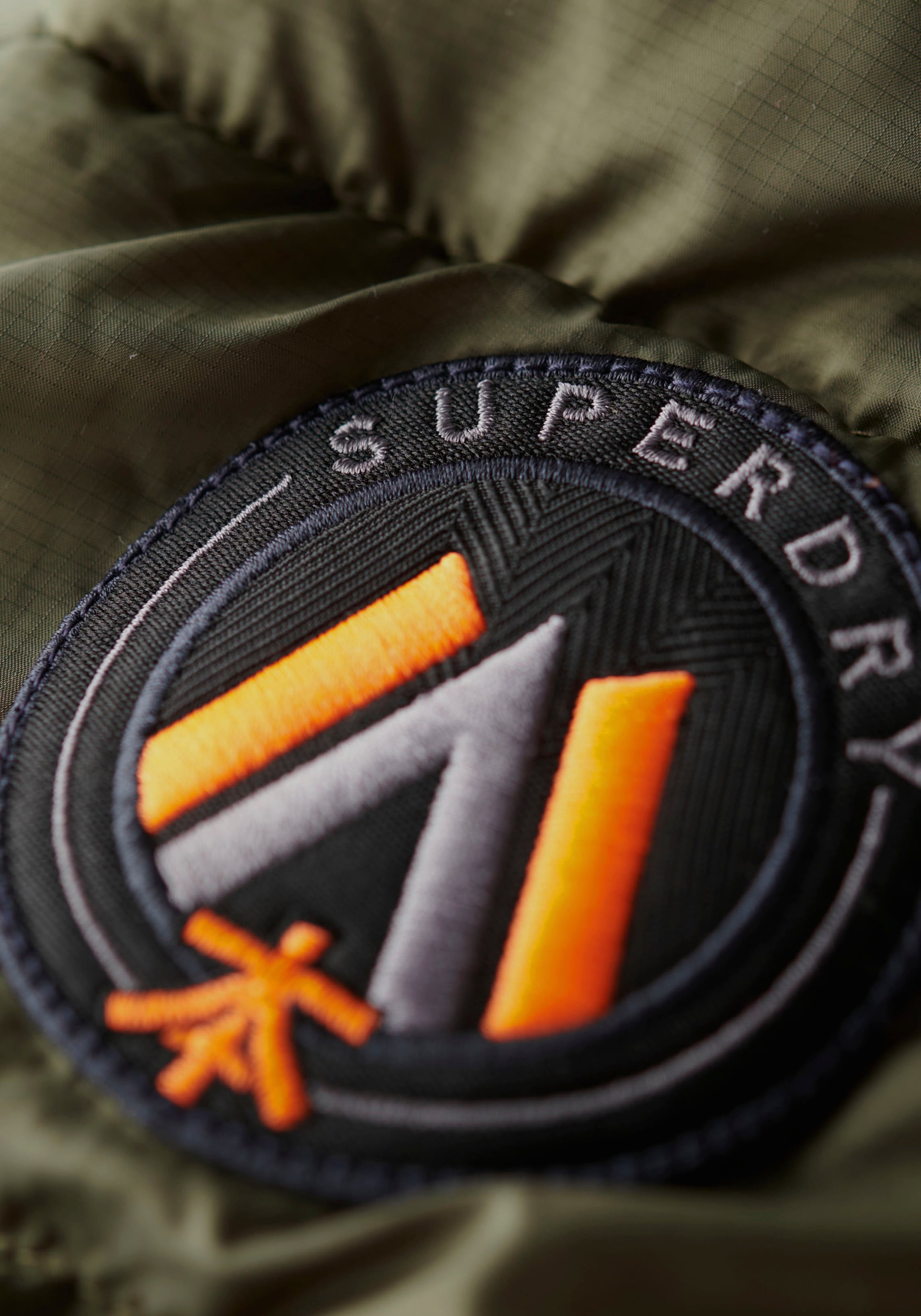 Superdry Steppjacke »HOODED FUJI MID PADDED JACKET«