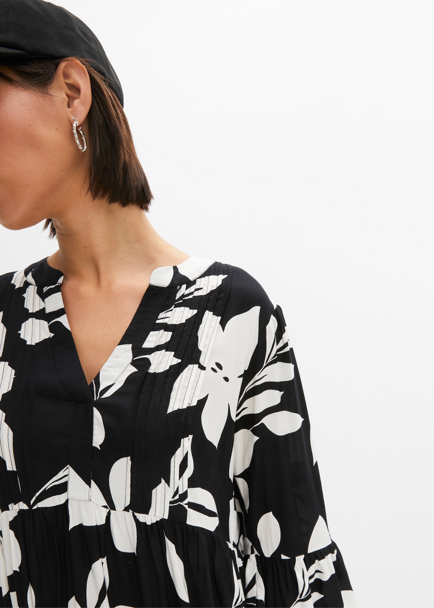 bonprix Maxikleid »Maxikleid aus fließender Viskose« für modischen Auftritt, aus Viskose, A-Linie, 3/4-Ärmel