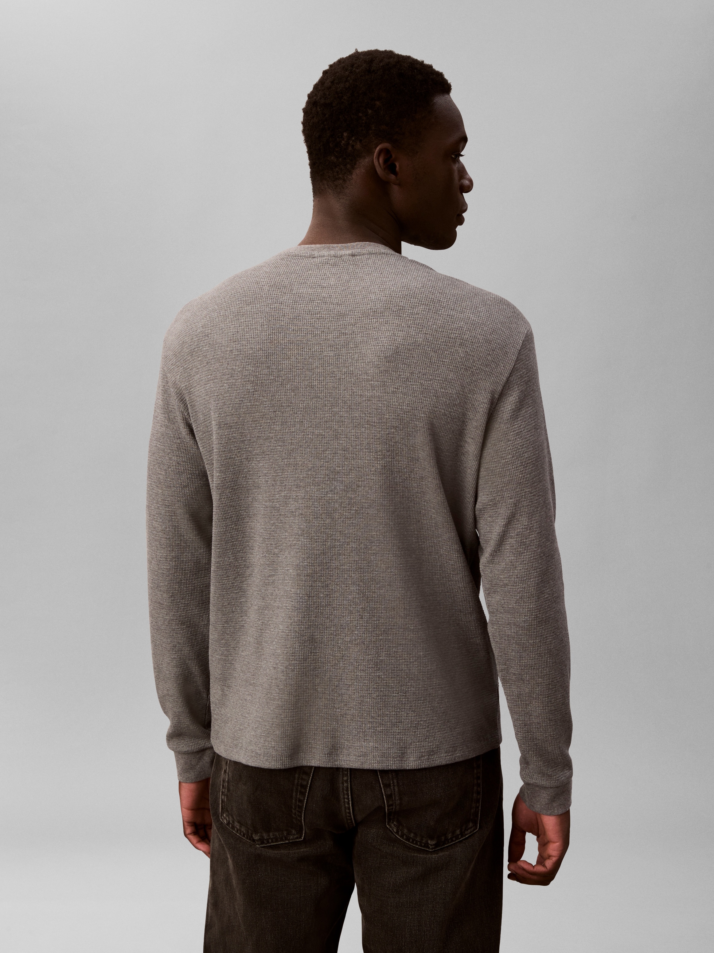 Calvin Klein Jeans Langarmshirt »LS WAFFLE BADGE CREWNK TEE«