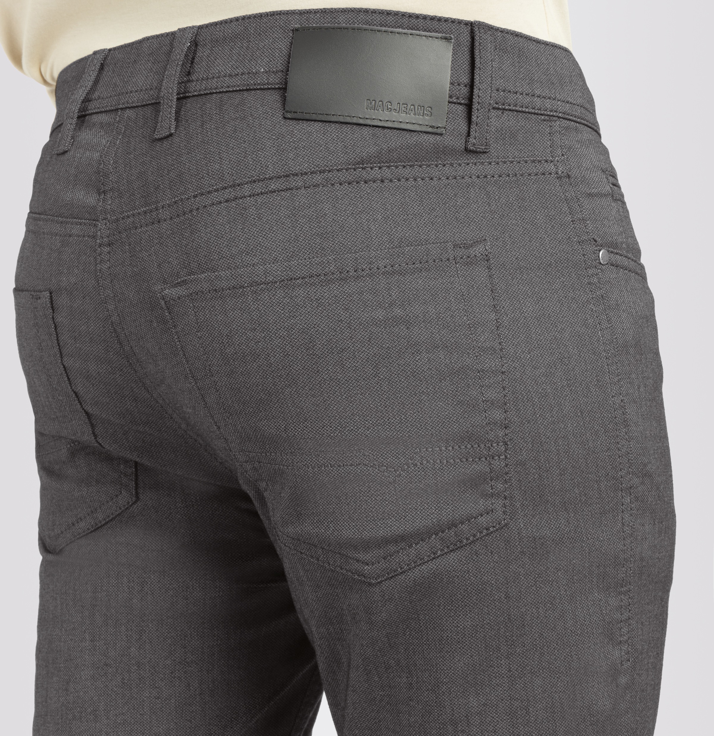 MAC Straight-Jeans »Arne«, in gepflegter Optik, mit Stretch
