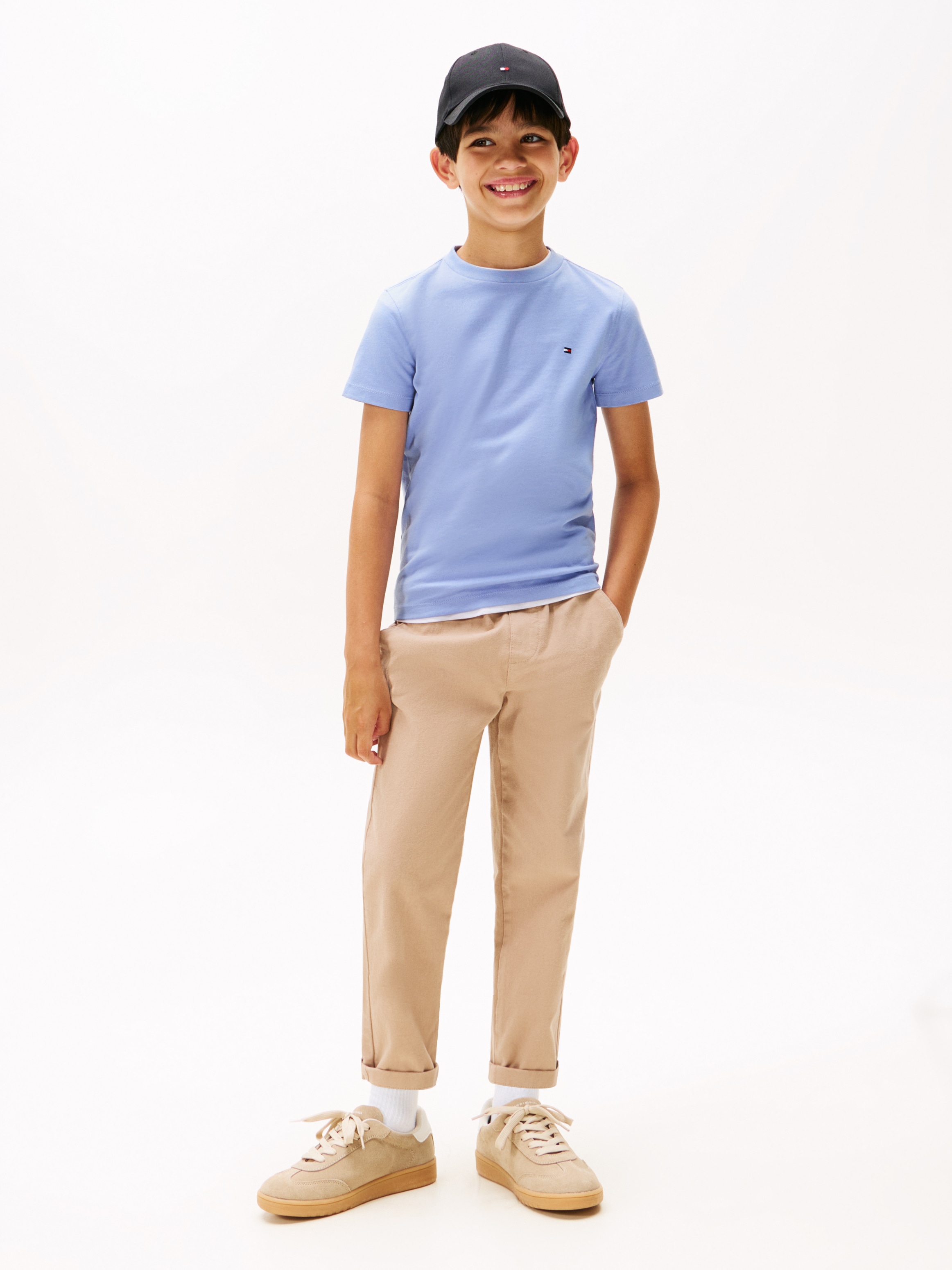 Tommy Hilfiger T-Shirt »ESSENTIAL COTTON TEE S/S«, mit Logostickerei