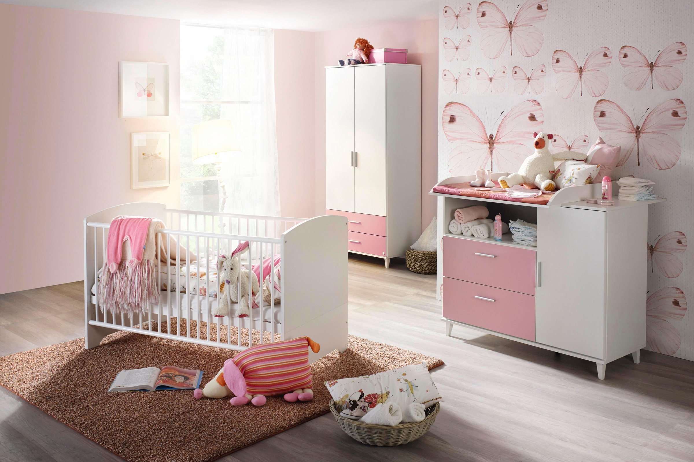 rauch BLUE Babyzimmer-Komplettset »Nizza«, (Set, 3 St.), Bett + Wickelkommode + 2 trg. Schrank