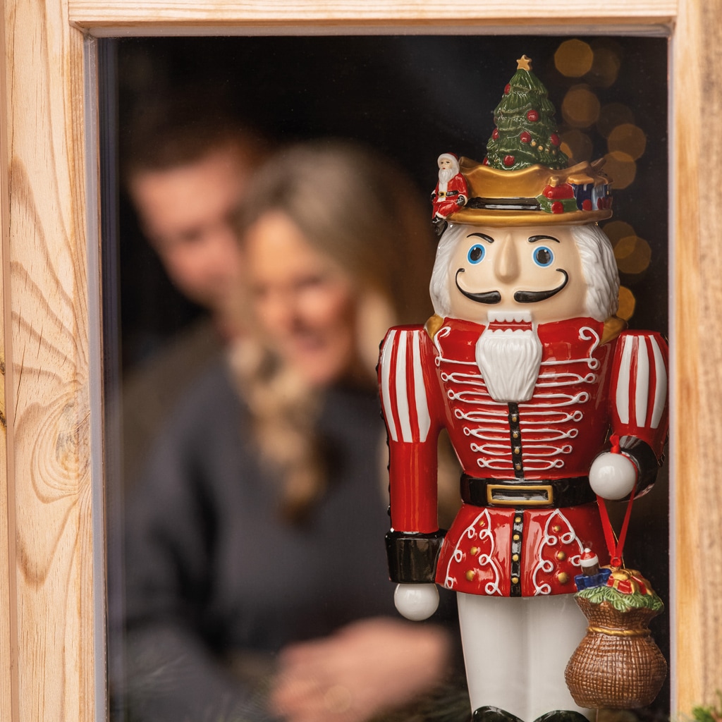Villeroy & Boch Weihnachtsfigur »Dekofigur Nussknacker Christmas Toys Memory bunt«