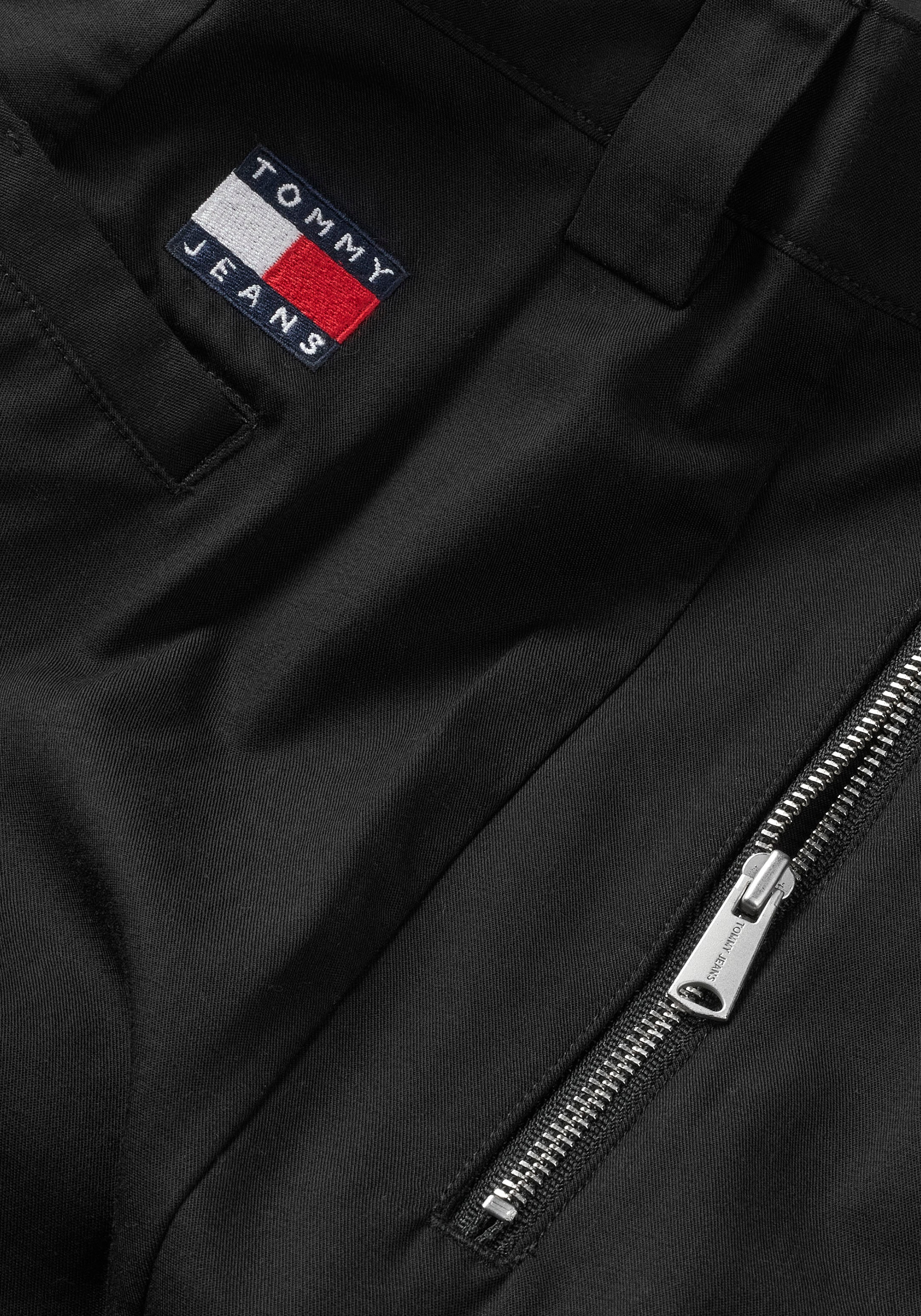 Tommy Jeans Cargohose »TJW STRETCH MR CARGO PANT«, im modischem Cargo-Form