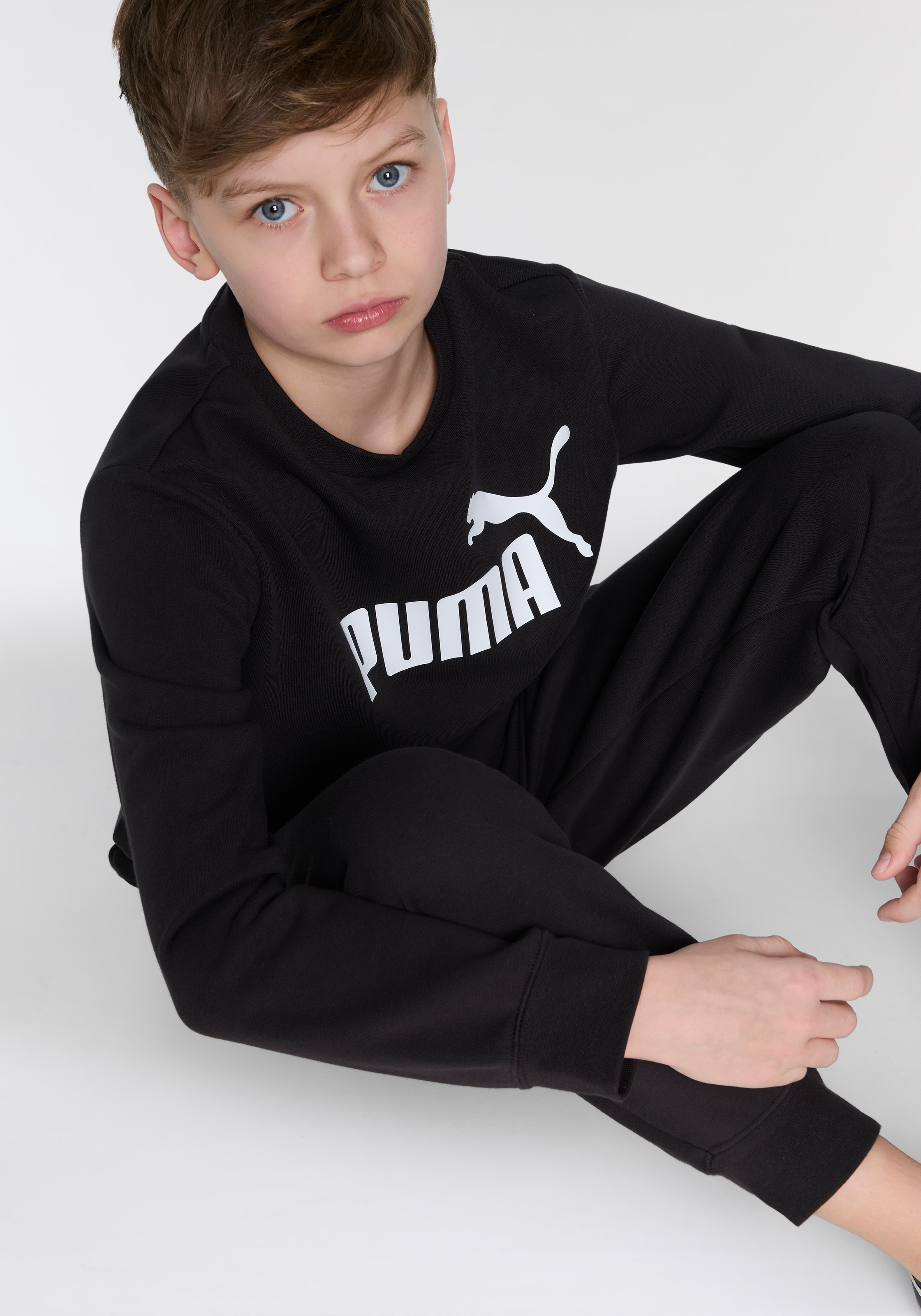 PUMA Trainingsanzug »ESS NO.1 LOGO CREW SWEAT SUIT TR B«, (2 tlg.), für Kinder, weiche Sweatware