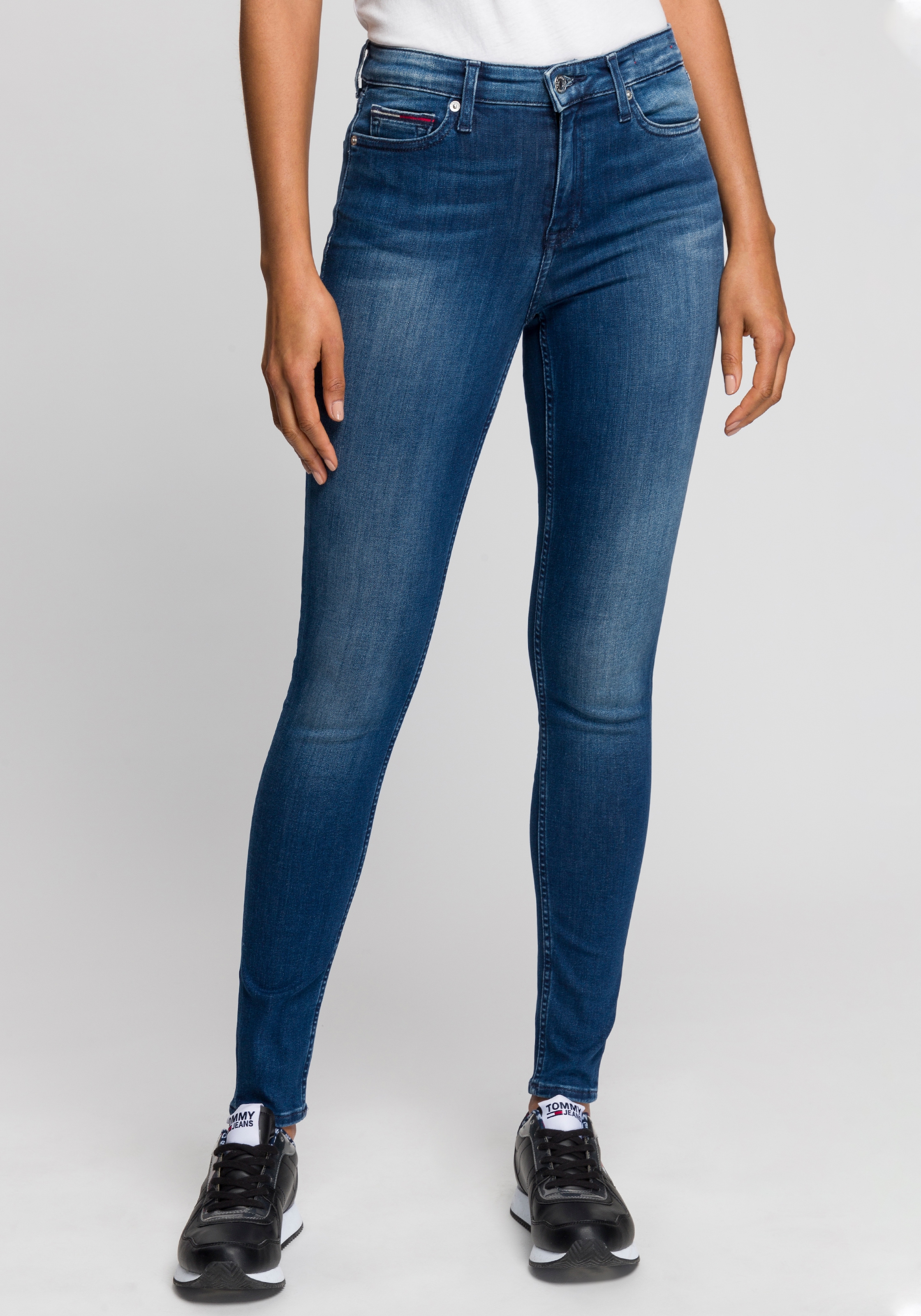Tommy Jeans Stickereien Jeans »NORA MR mit bei Tommy bestellen & Skinny-fit-Jeans OTTO Logo-Badge SKNY«, online
