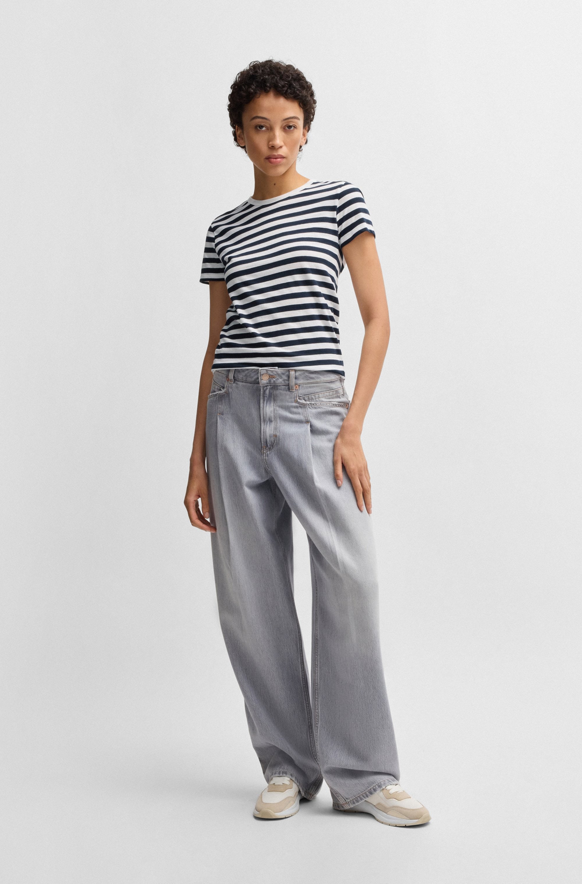 BOSS ORANGE T-Shirt »Esla Striped Premium Damenmode«, Premium Damenmode, im gestreiften Design