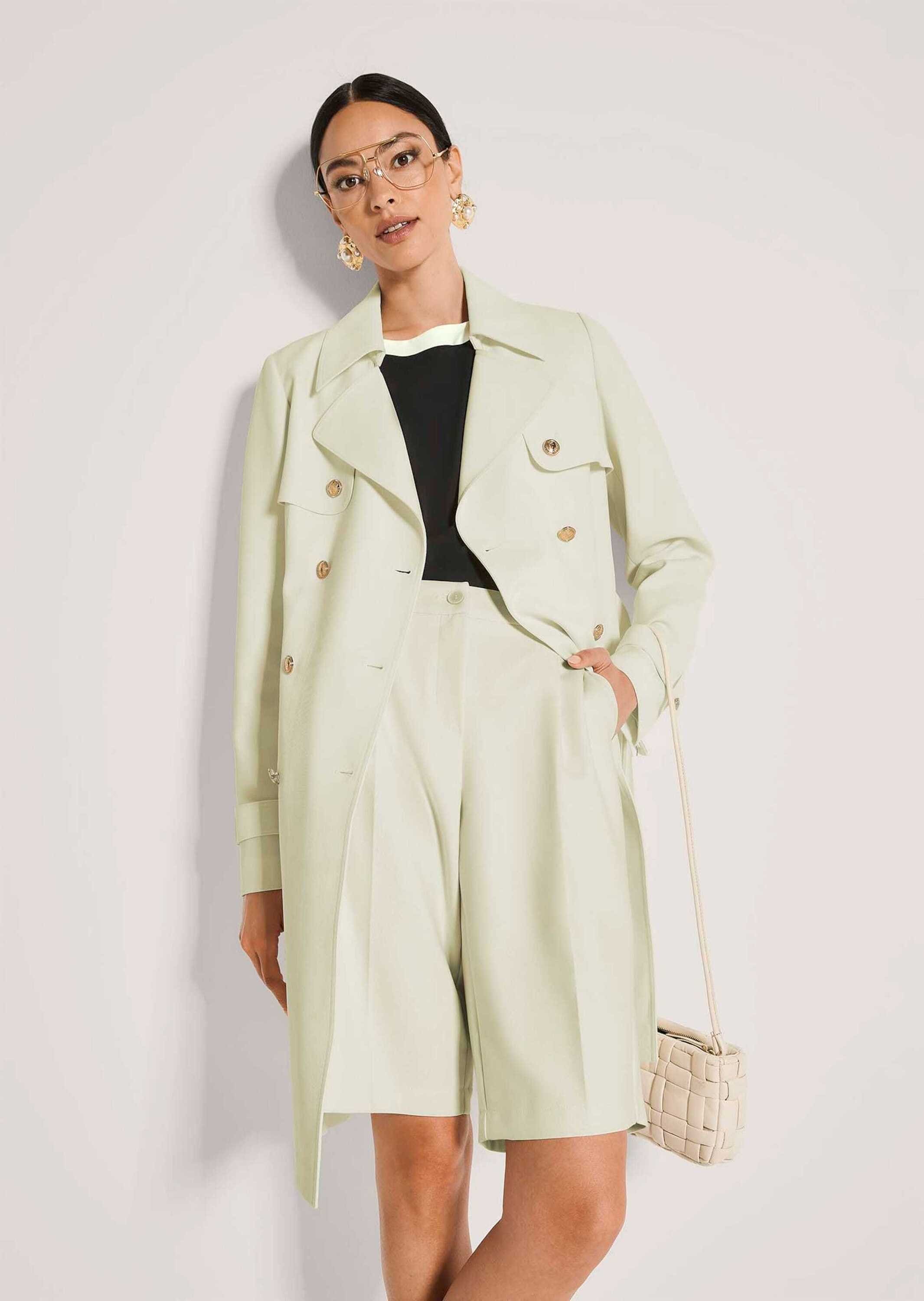 MADELEINE Trenchcoat »Trenchcoat Eleganter Zweireiher mit breitem Reverskragen« Ärmelriegel