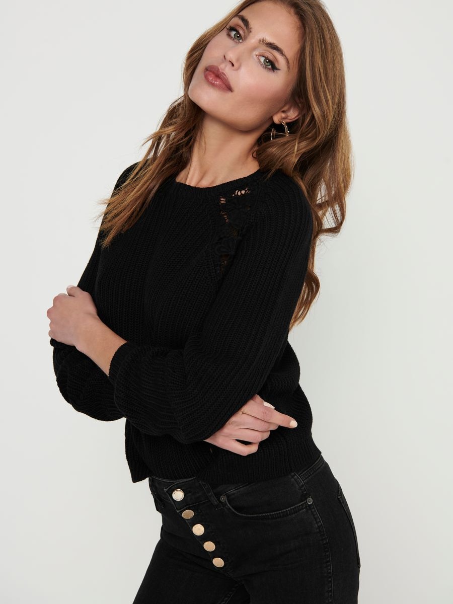 ONLY Strickpullover »ONLMAGA L/S LACE PULLOVER KNT NOOS«, mit Spitze