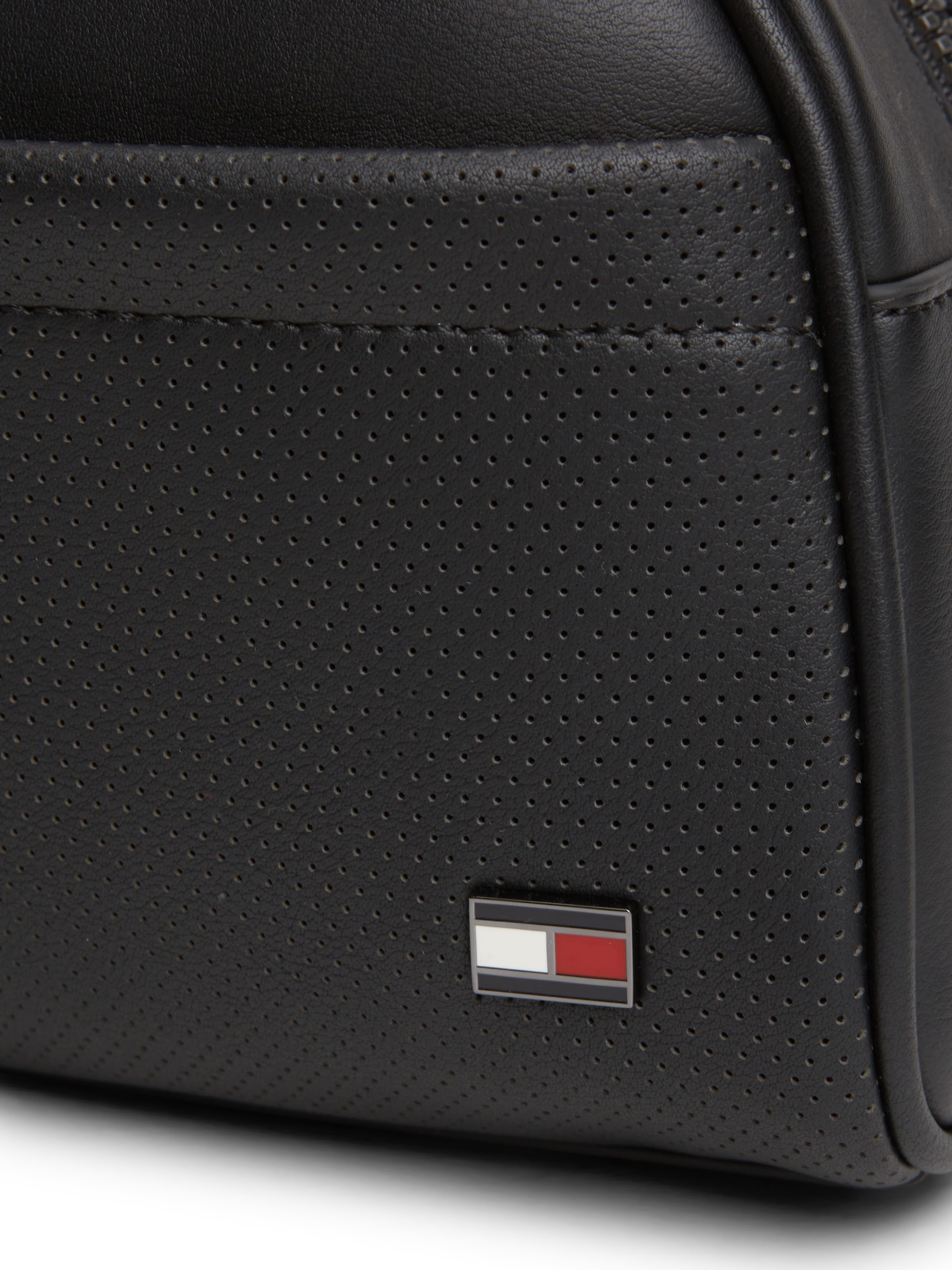 Tommy Hilfiger Kulturbeutel »TH FOUNDATION WASHBAG« Unisex Waschbeutel, Minibag mit Hardcover-Logoflag