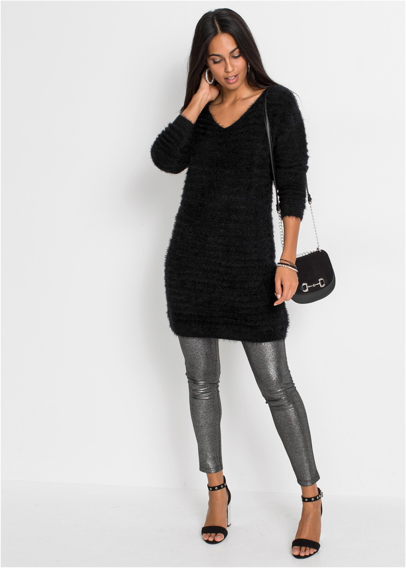 bonprix Longpullover »Flauschiger Long-Pullover« aus flauschigem Material, bequeme Passform, femininer Stil