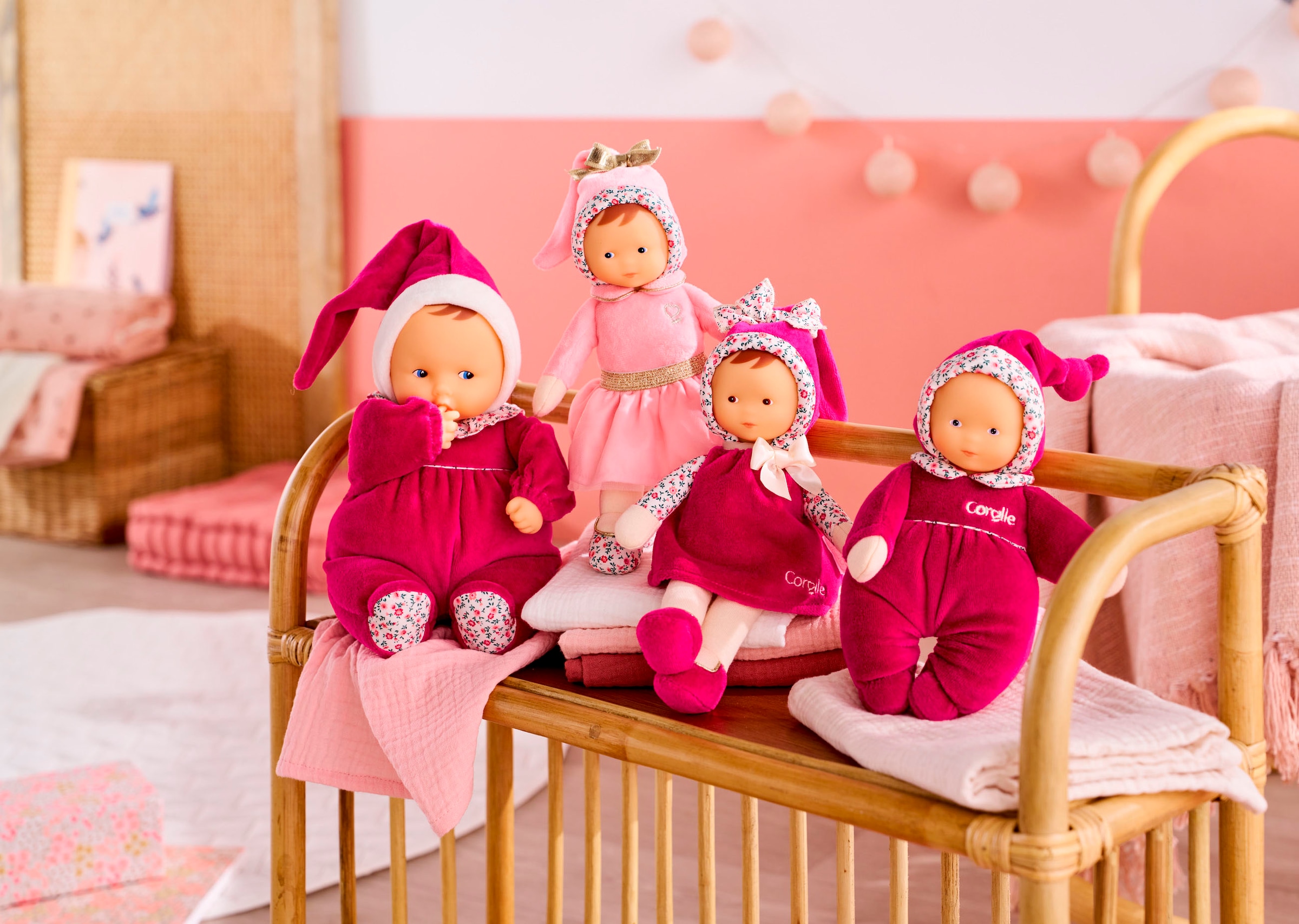 Corolle® Stoffpuppe »Mon Doudou, Miss Röschen«, mit Vanilleduft