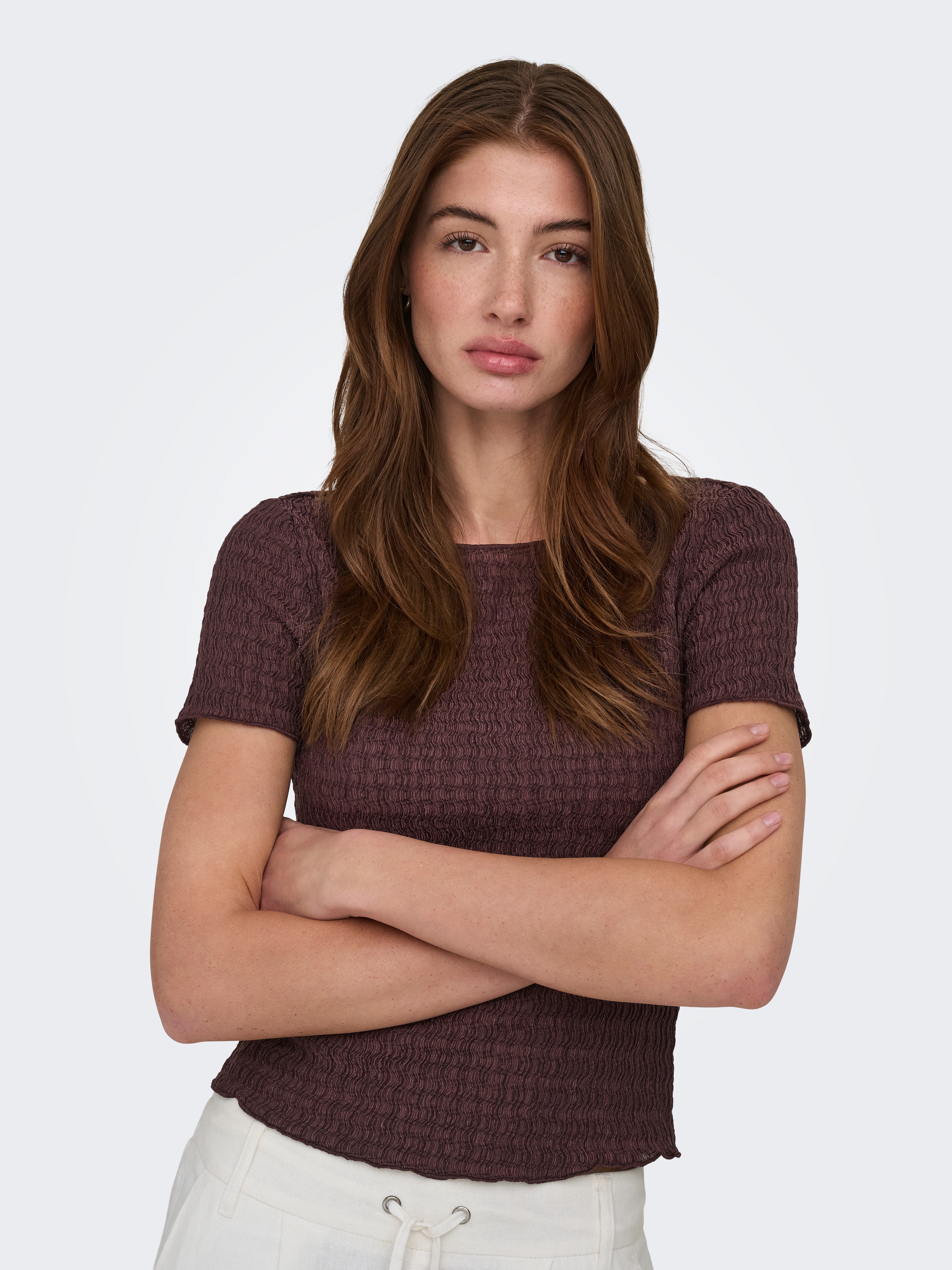 ONLY Kurzarmshirt »ONLILSE S/S TOP STRUCTURE JRS NOOS« Kunstfaser, regular fit