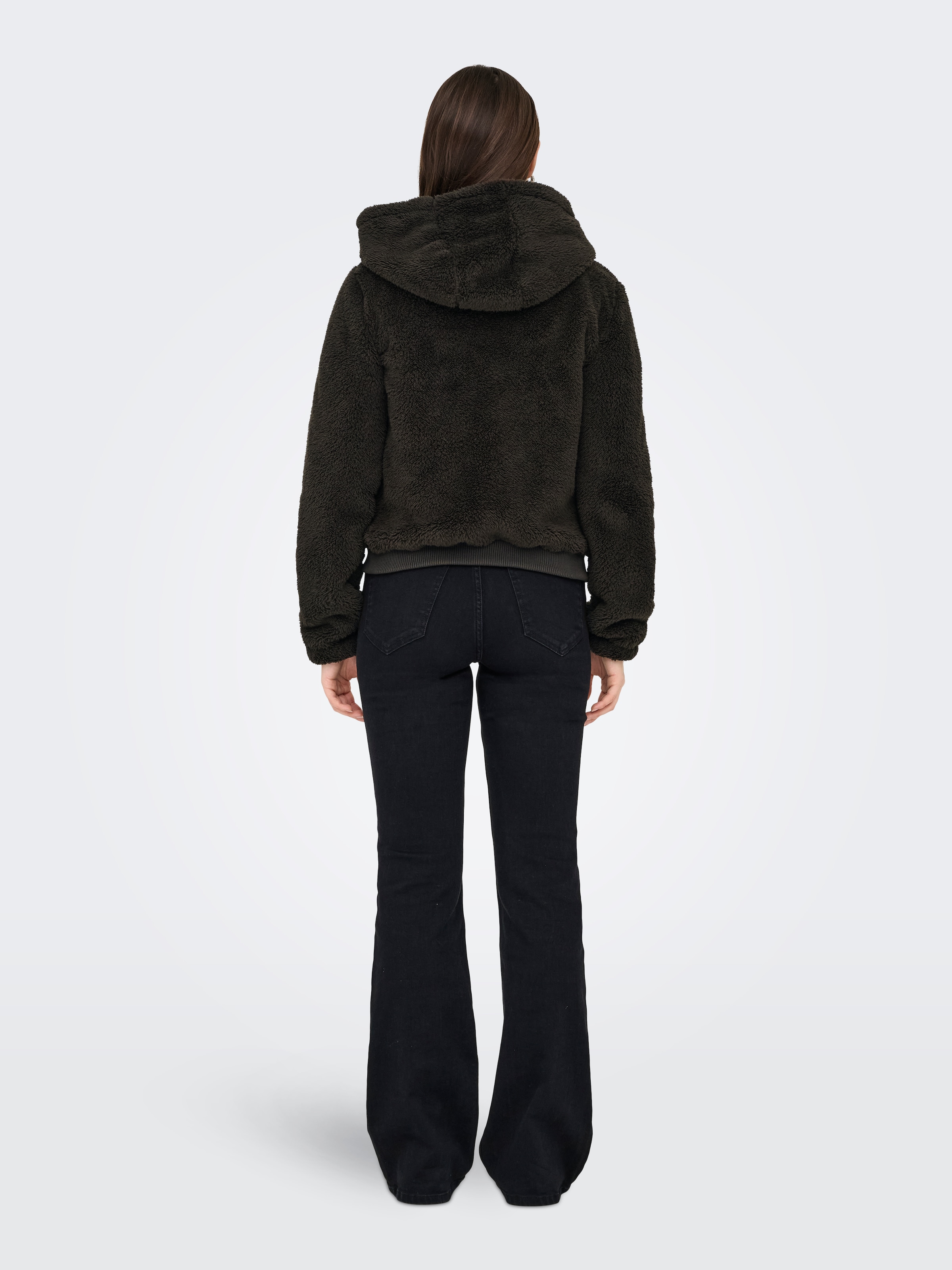 ONLY Kapuzenplüschjacke »ONLNEWANNA CONTACT SHERPA JKT OTW NOOS«, mit Kapuze