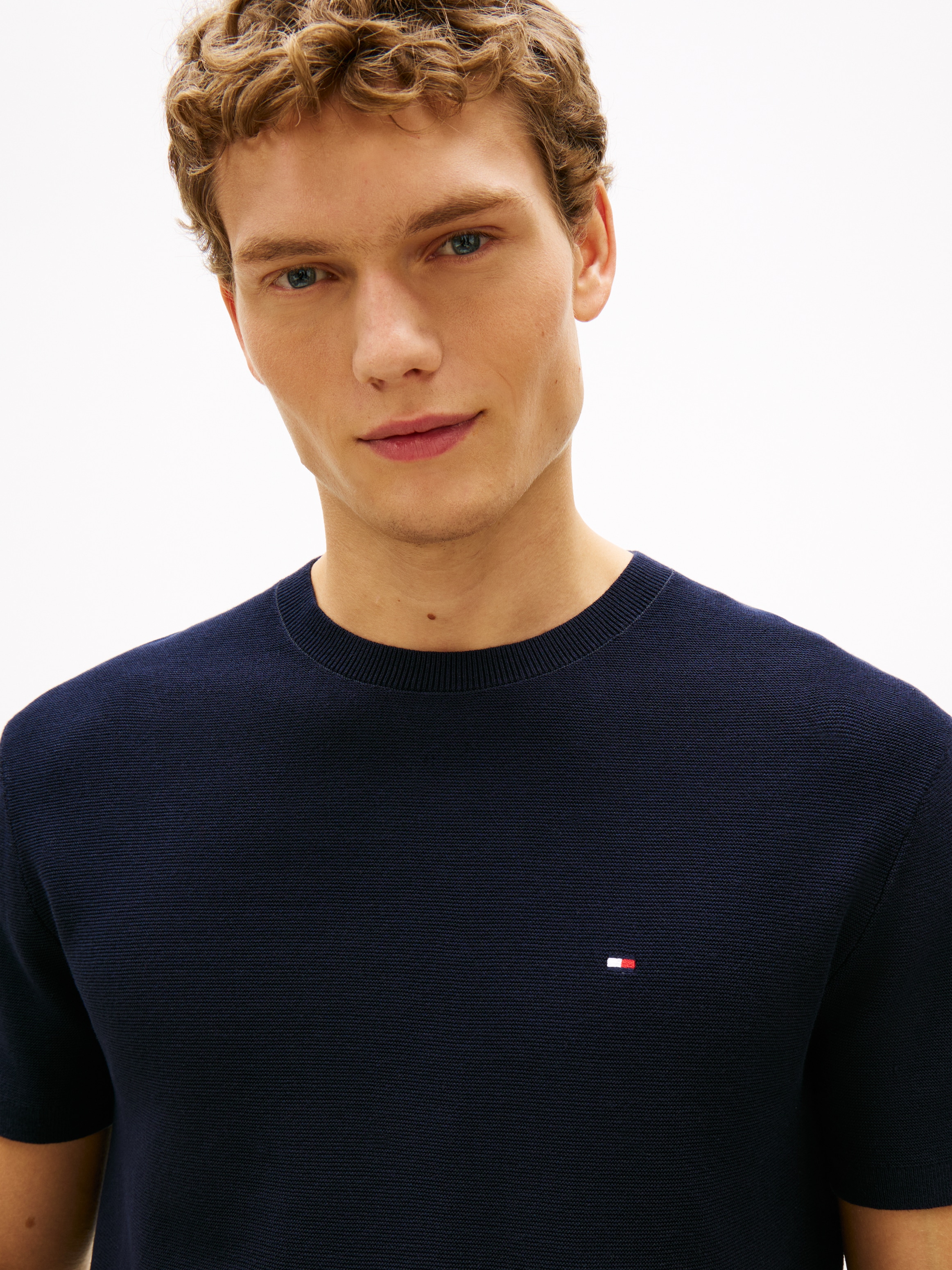 Tommy Hilfiger Kurzarmpullover »COOL TOUCH STRUCTURE« Relaxed Fit, aus Strick
