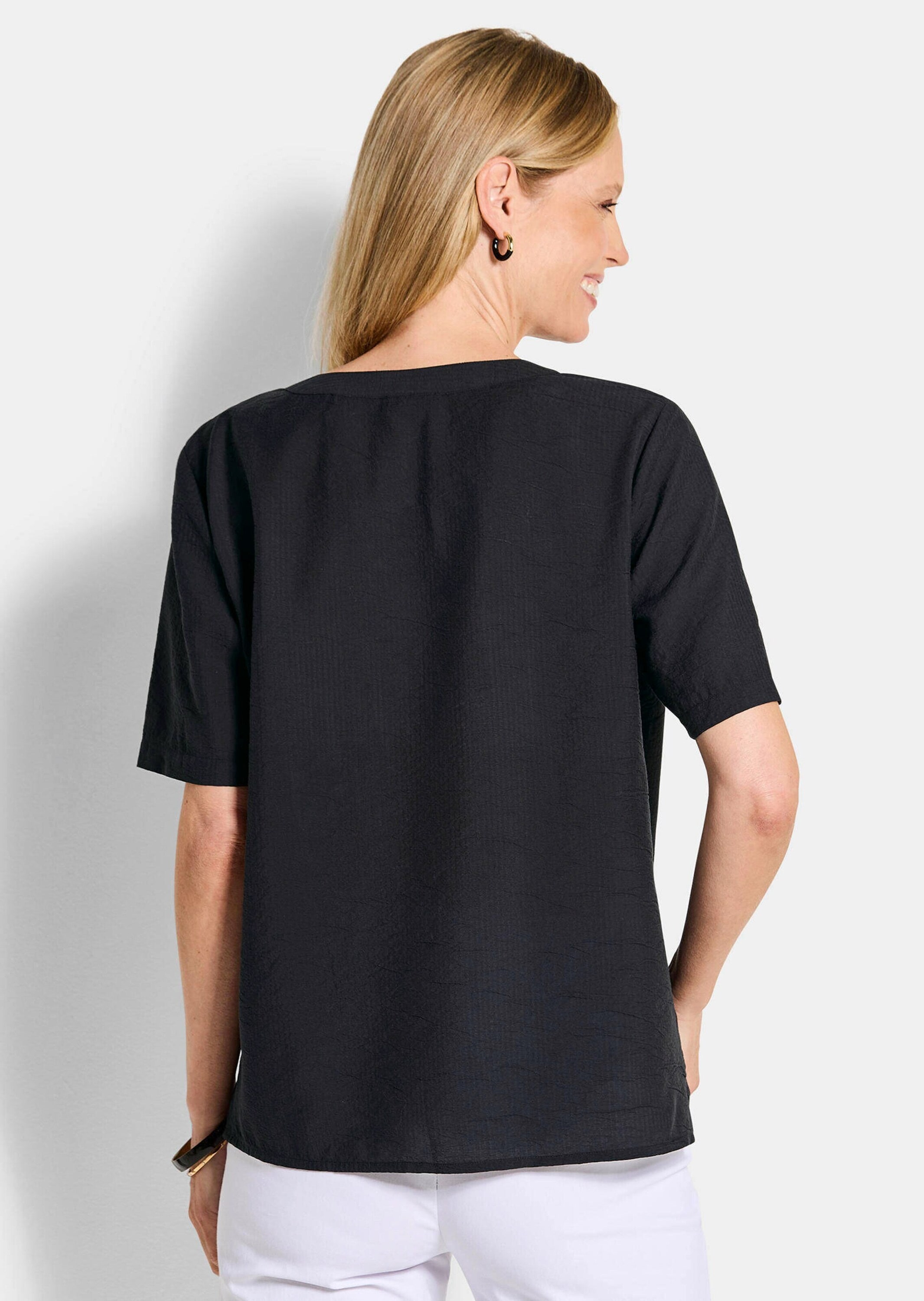 GOLDNER Schlupfbluse »Blusenshirt mit feiner Streifenstruktur« figurschmeichelende Schnittführung