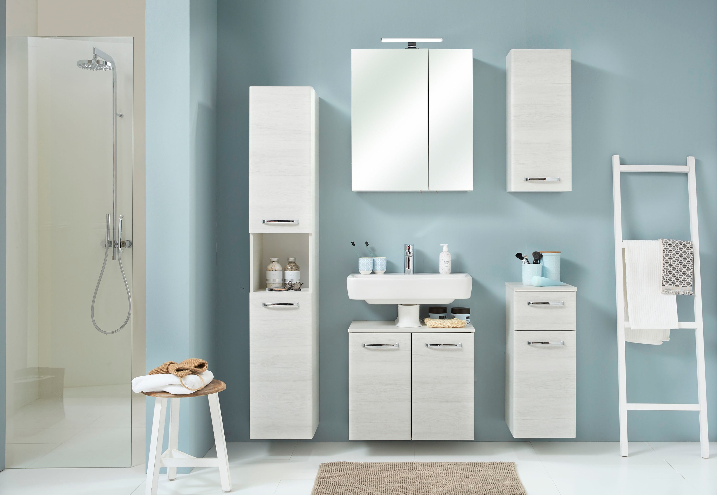 Saphir Hängeschrank »Quickset Wand-Badschrank 30 cm breit mit 1 Tür und 2 Glas-Einlegeböden«, Badezimmer-Hängeschrank inkl. Türdämpfer, Griffe in Chrom Glanz