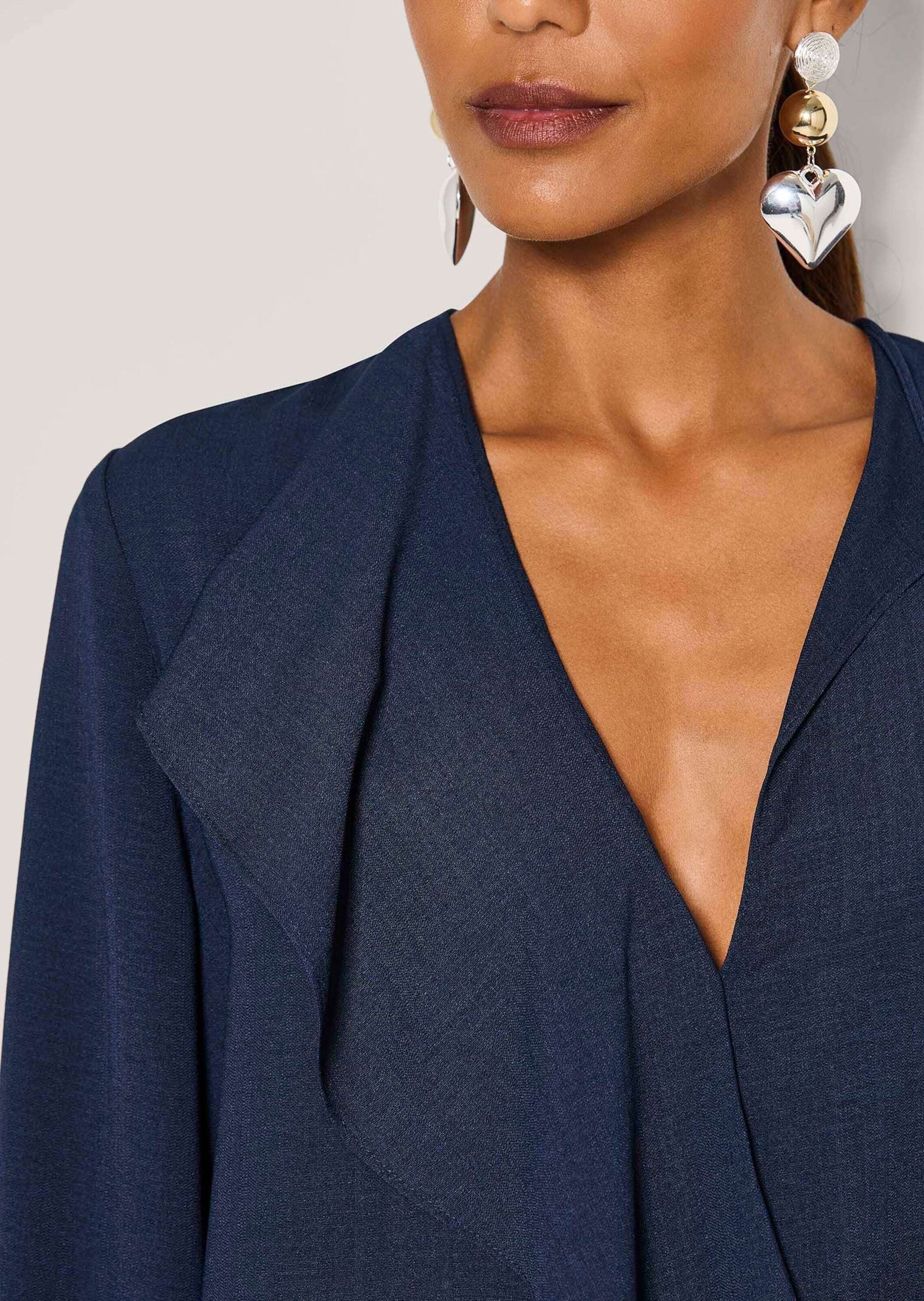 MADELEINE Langarmbluse »Hemdbluse Volantbluse mit Rüschendetails« Bluse mit einseitiger Rüsche am V-Ausschnitt