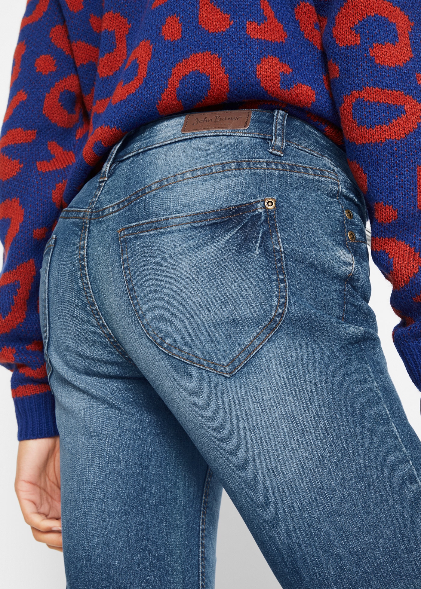 bonprix Bootcut-Jeans »Bootcut-Jeans Mid Waist, Komfort-Stretch« 5-Pocket-Stil, Boot-Cut, ausgestelltes Bein, normale Leibhöhe