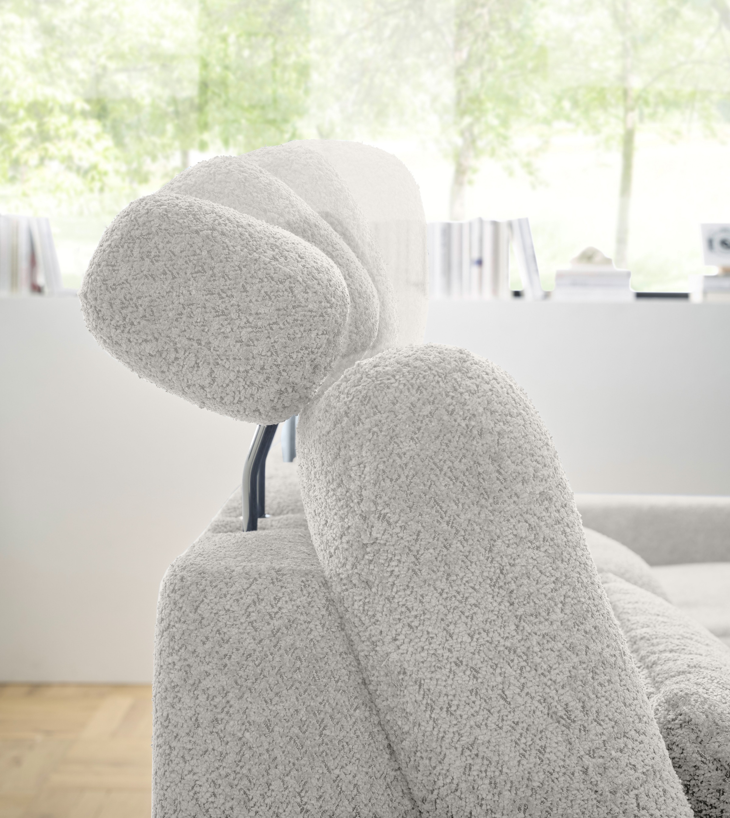 set one by Musterring Ecksofa »SO 3600, inkl motor. Sitztiefenverstellung, Kopfstützen, Nierenkissen«, Sitzhöhe 44 cm, Federkern, Breite 293 x Tiefe 180 cm, Kama silver