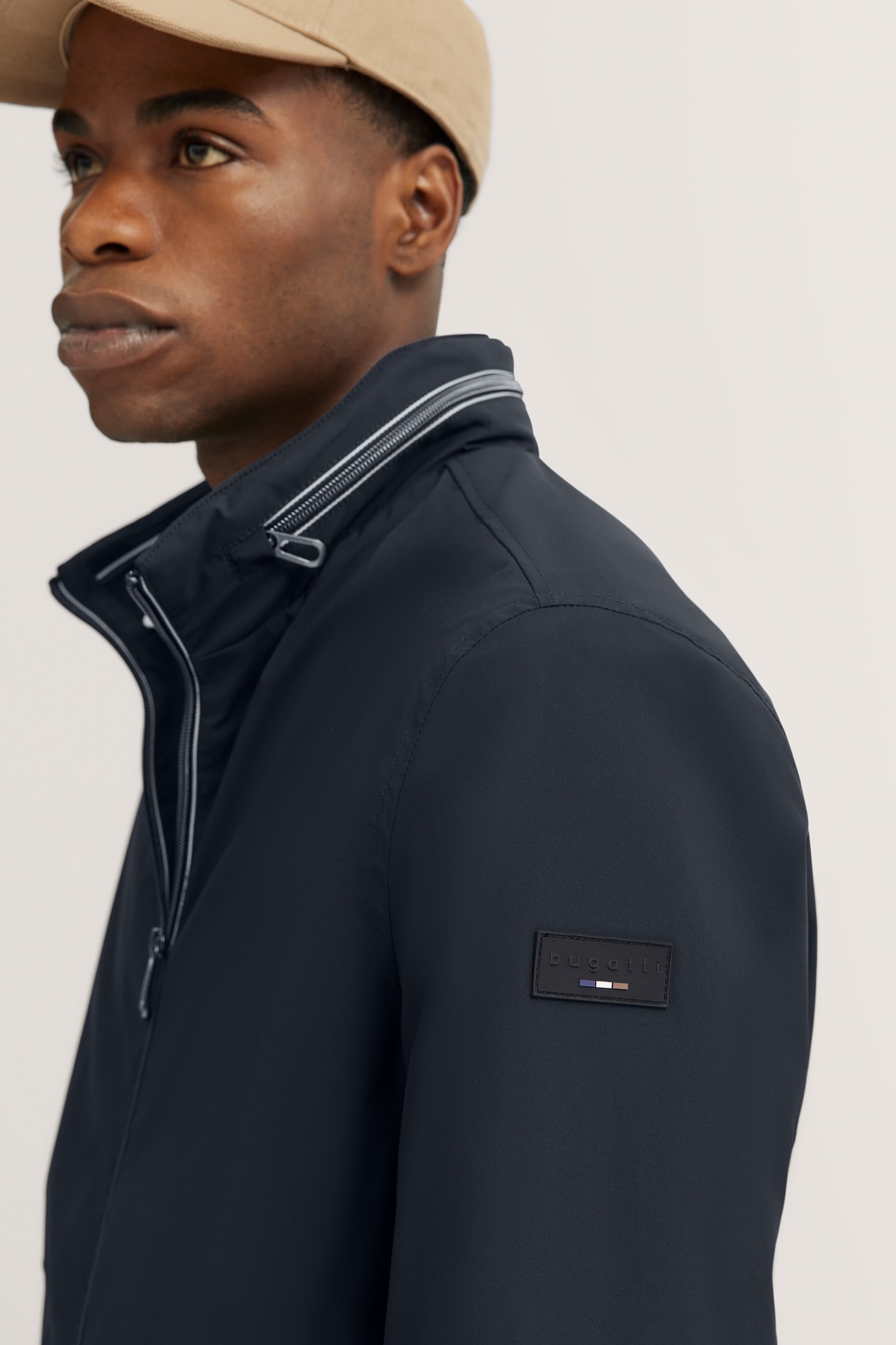bugatti Blouson, mit Kapuze, mit Flexcity-Ausstattung