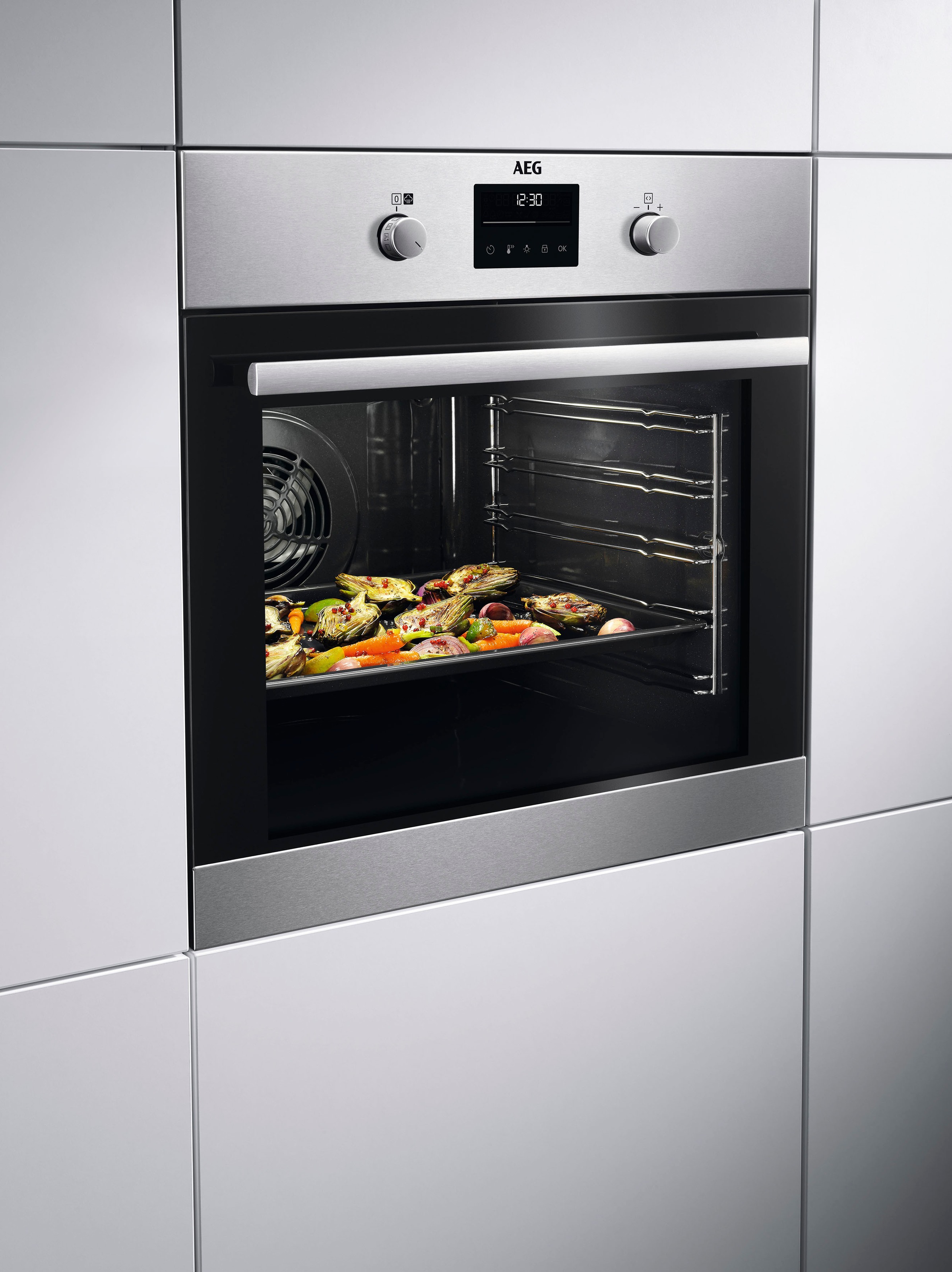 AEG Einbaubackofen 6000 »BPS335061M 949 498 251«, mit 1-fach-Teleskopauszug, Pyrolyse-Selbstreinigung