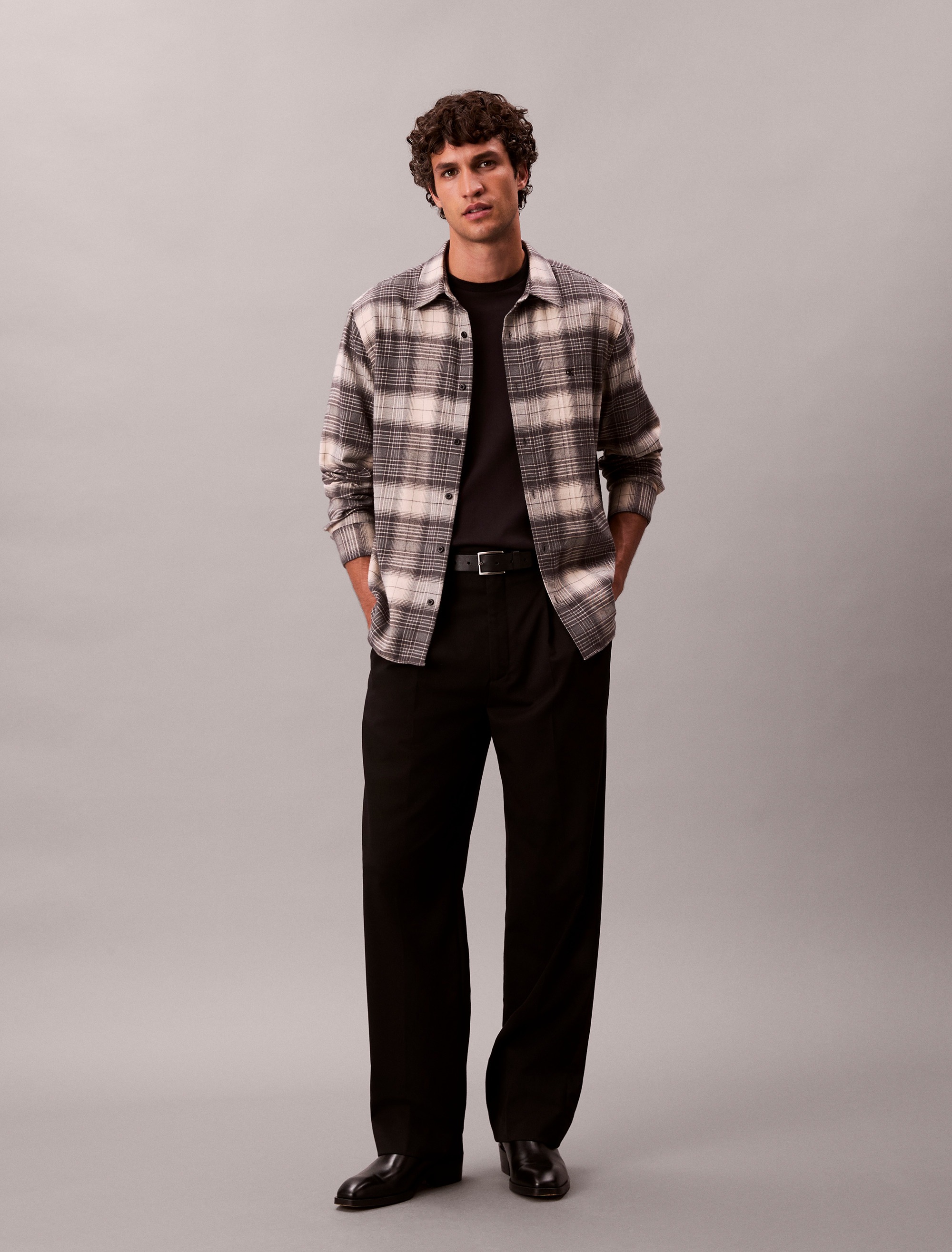 Calvin Klein Jeans Langarmhemd »LS BRUSHED PLAID EASY SHIRT«, Mit Rundhalsausschnitt, regular fit
