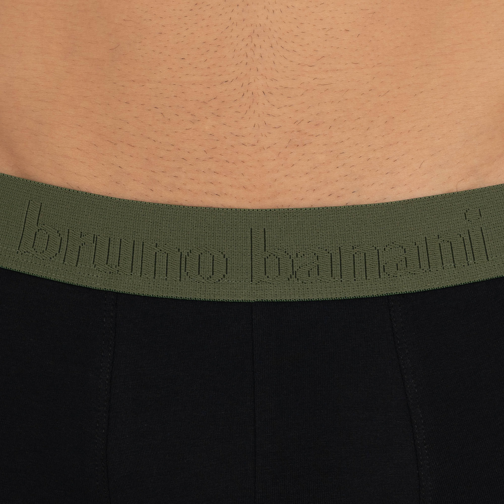 Bruno Banani Boxershorts »FLOWING«, (2er Pack), mit kontrastfarbenem Bündchen