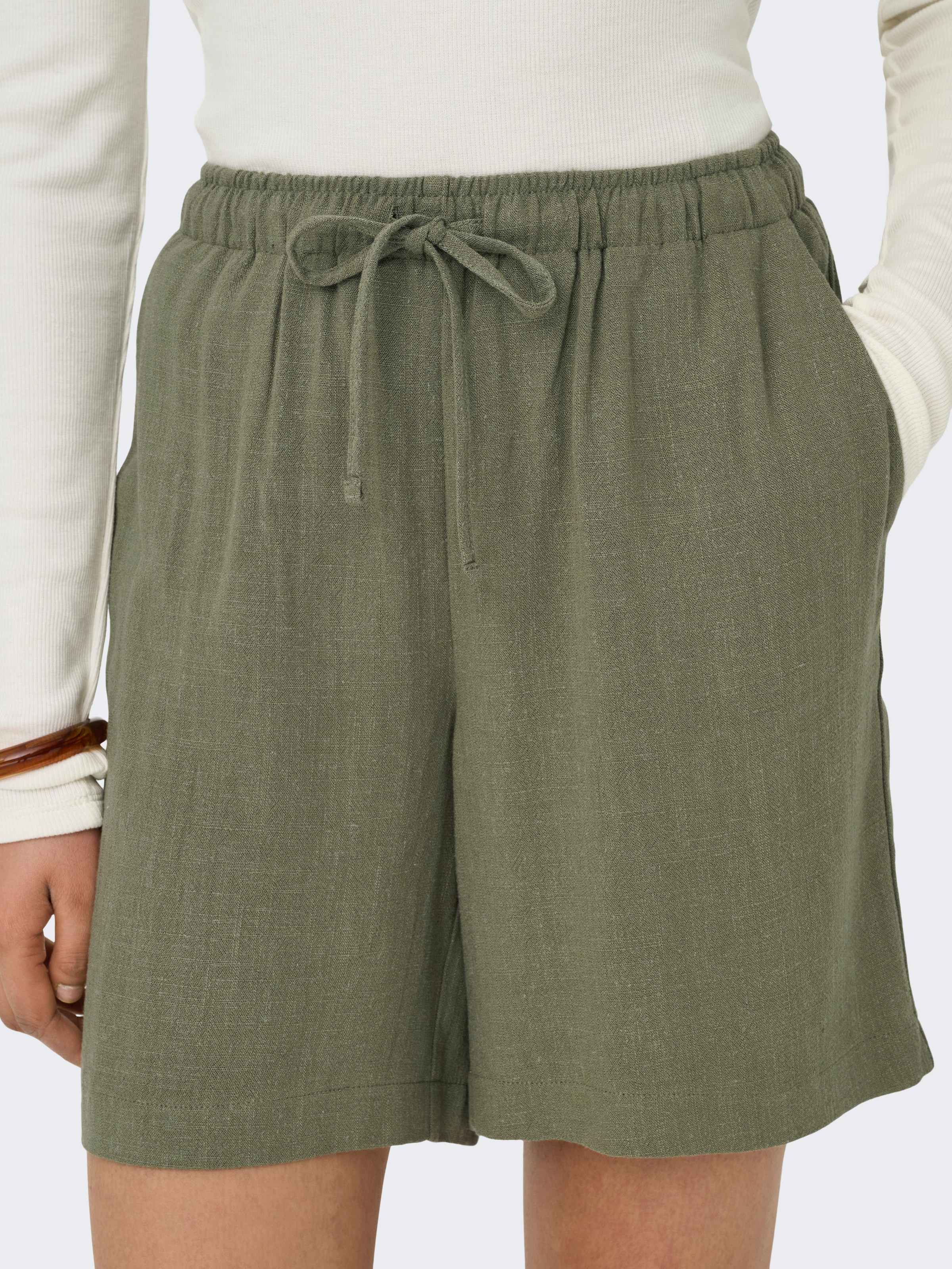ONLY Shorts »ONLSIESTA MW PULL-UP LINEN BL SHORTS OS«, mit Leinen