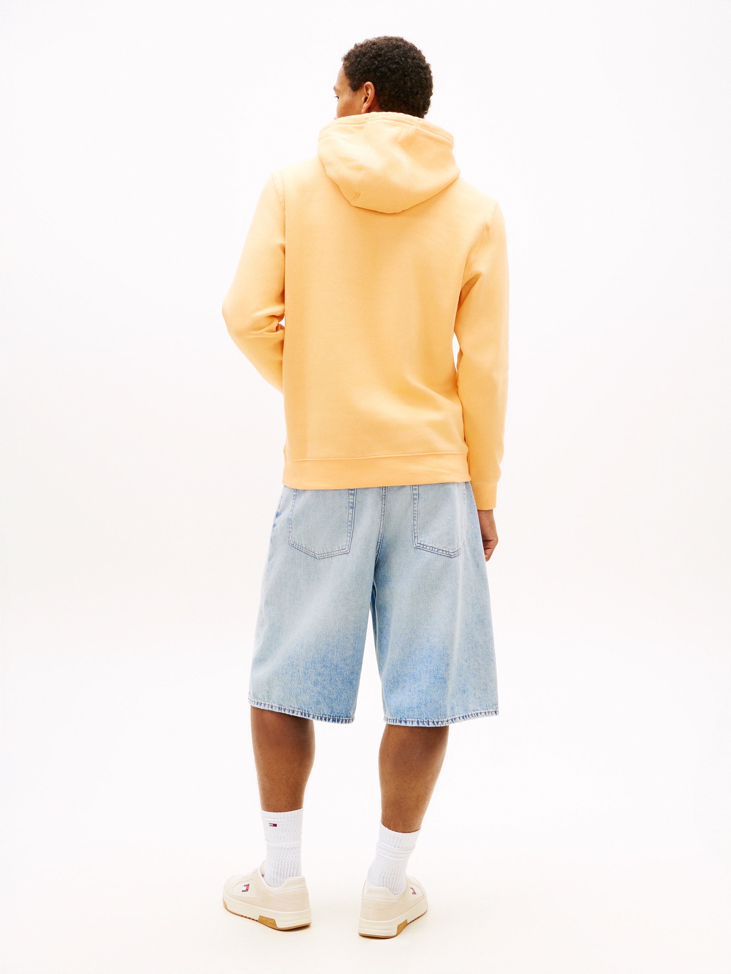 Tommy Jeans Hoodie »TJM REGULAR FLAG«, mit bestickten Markenlogo auf Brusthöhe
