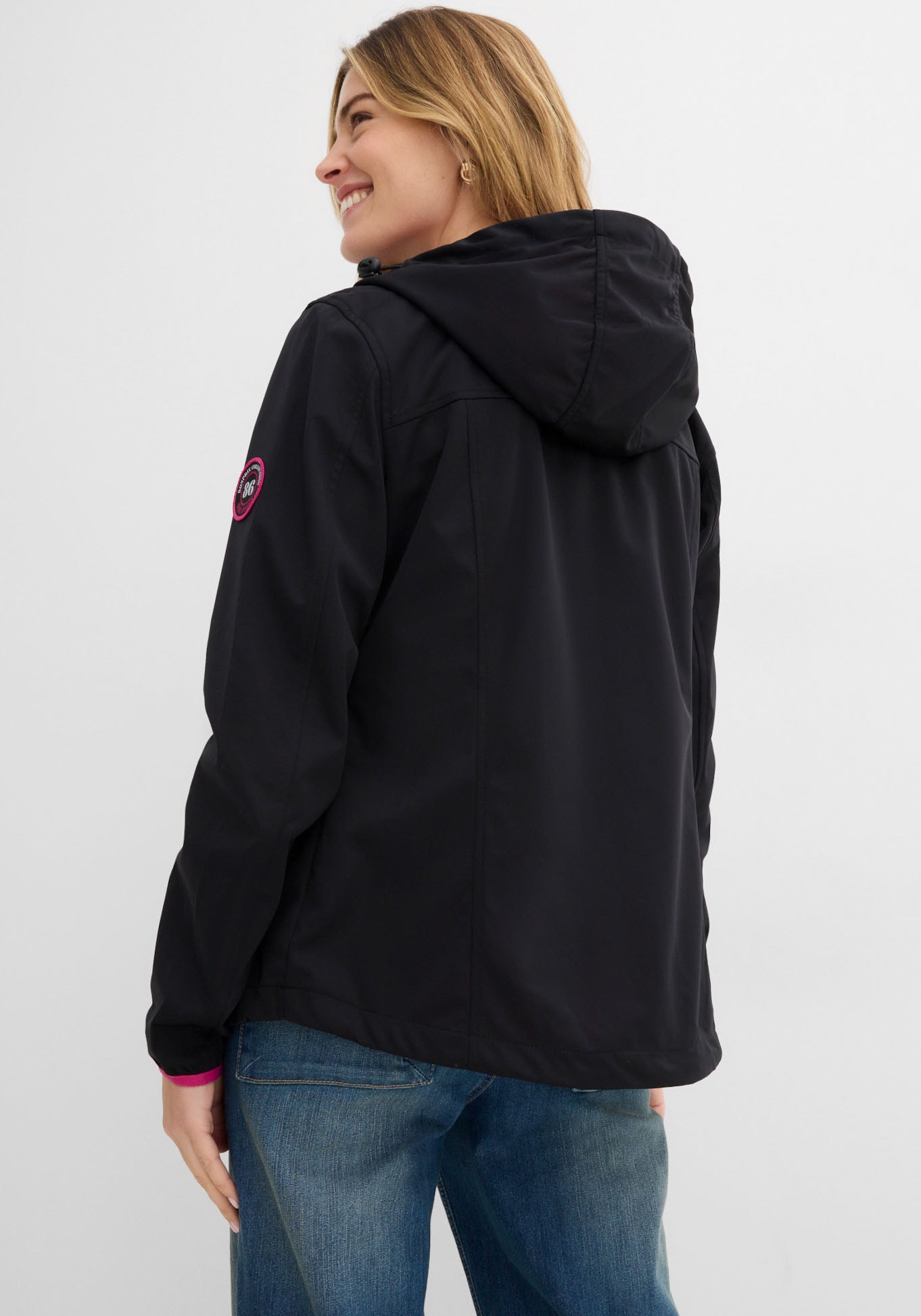 bonprix Softshelljacke mit Kapuze leichtes Material, mit 2-Wege-Reißverschluss, mit Daumenlöchern
