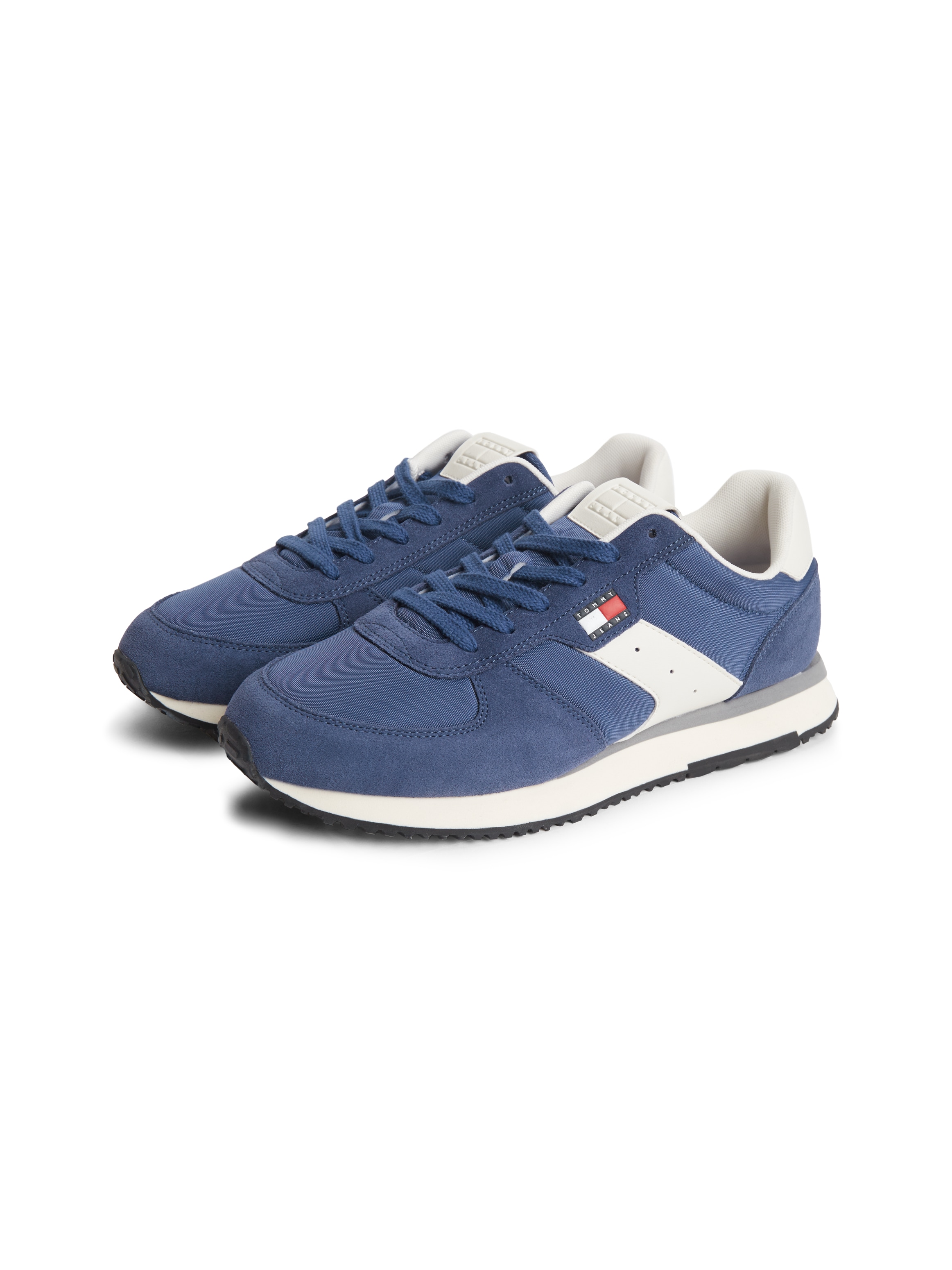 Tommy Jeans Sneaker »TJM EVA RUNNER MIX MATERIAL«  Freizeitschuh, Schnürschuh mit Logoflaggen-Prägung an der Schuhzunge