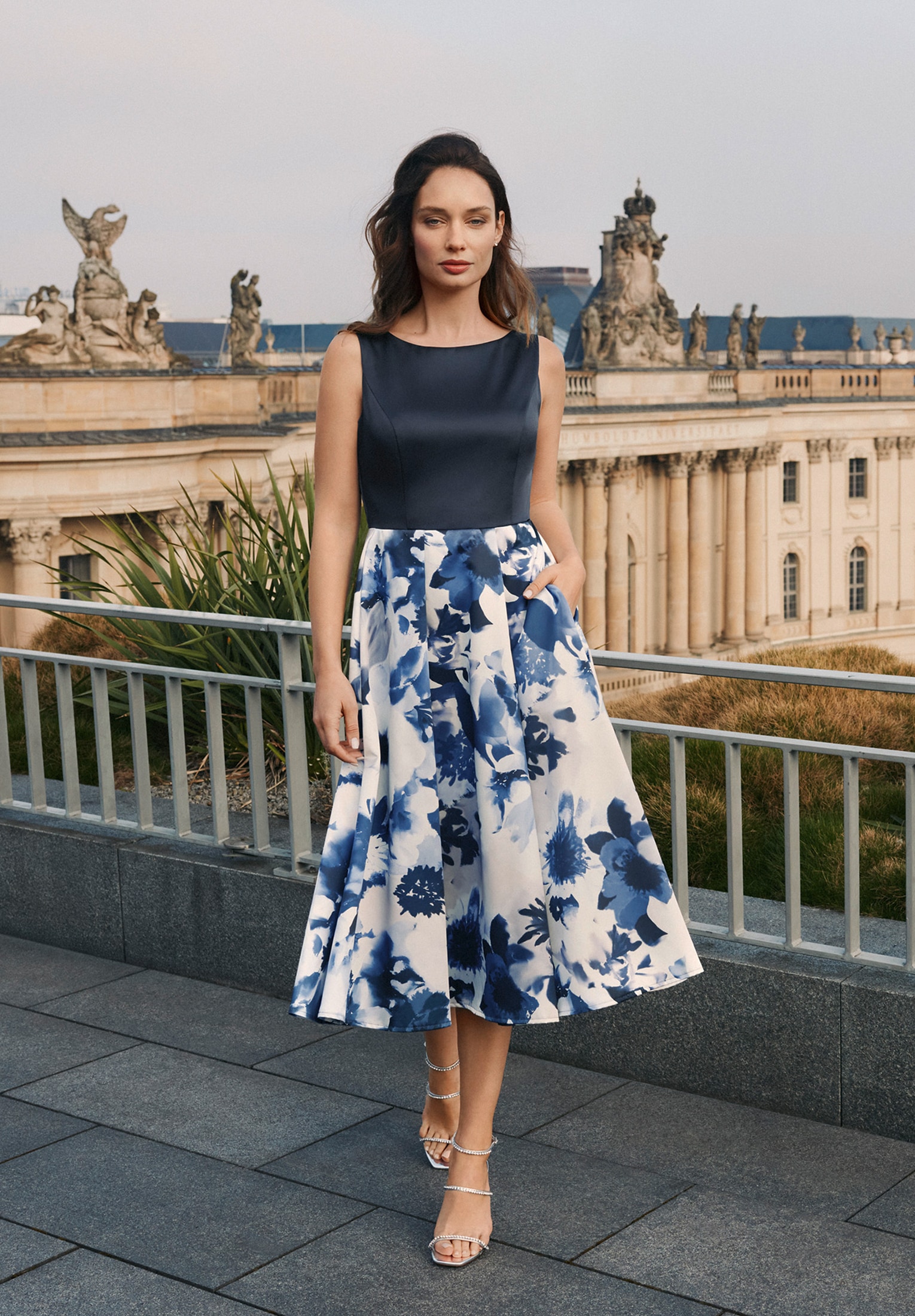 Vera Mont Cocktailkleid »Cocktailkleid mit ausgestelltem Rock«