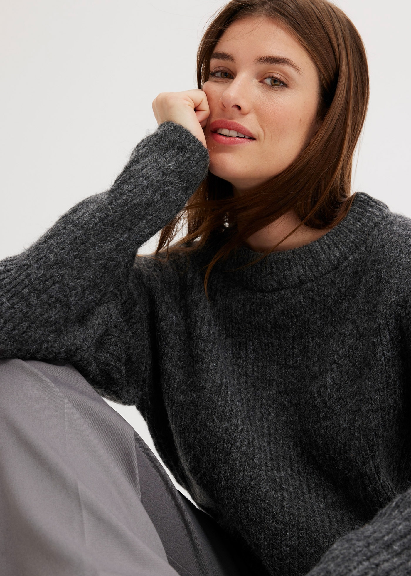 bonprix Strickpullover aus Polyester, Polyacryl, Polyamid und Wolle, weit geschnitten