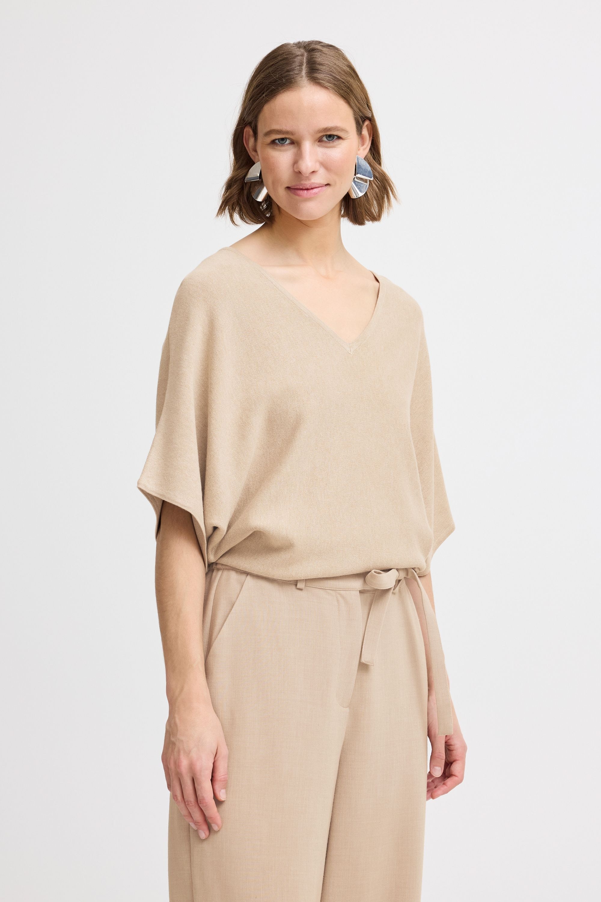 b.young Strickjacke »Pullunder BYMMMORLA VNECK SHORT SLEEVE -«