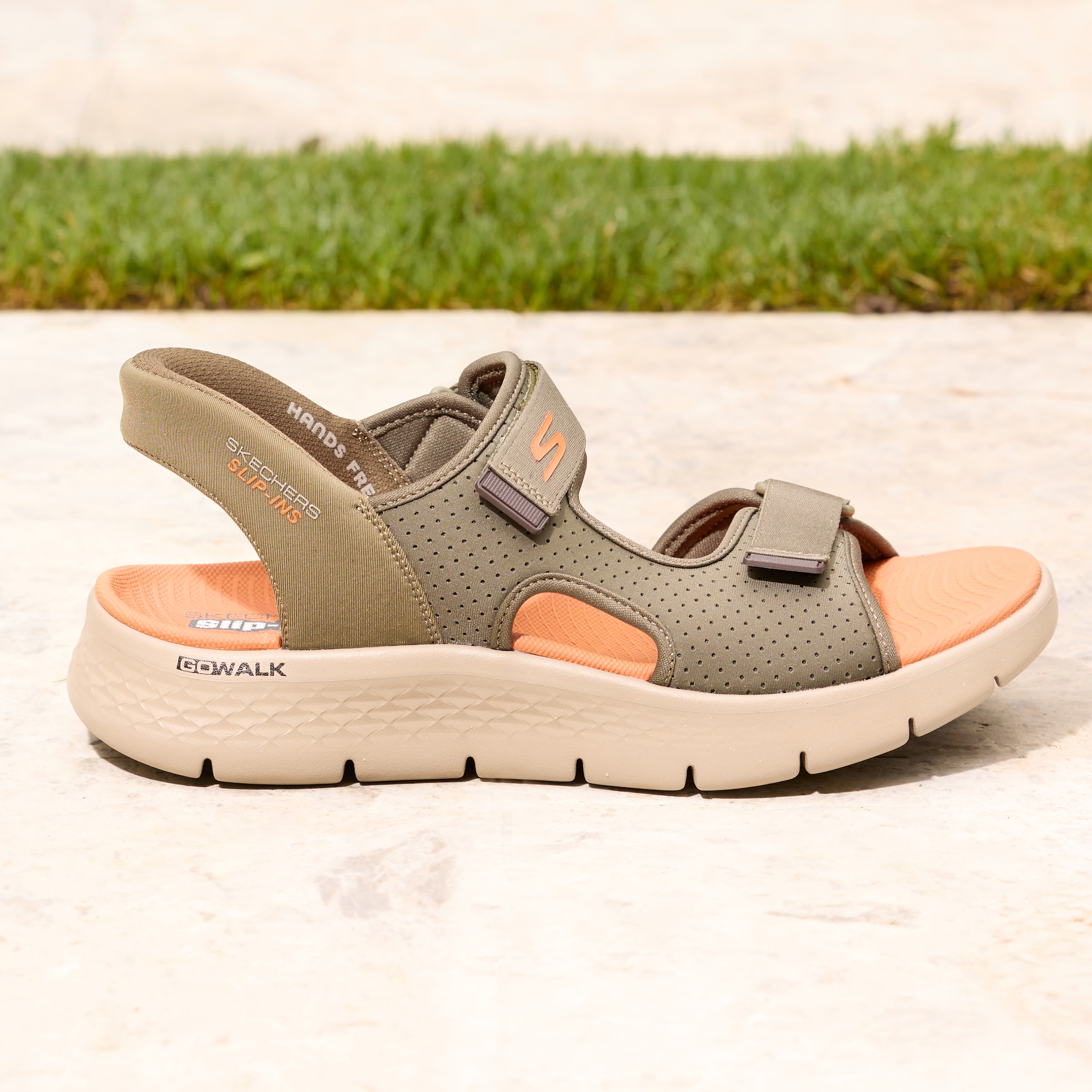 Skechers Sandale »GO WALK FLEX SANDAL-EASY ENTRY«, Slipper, Freizeitschuh mit Slip-ins Funktion