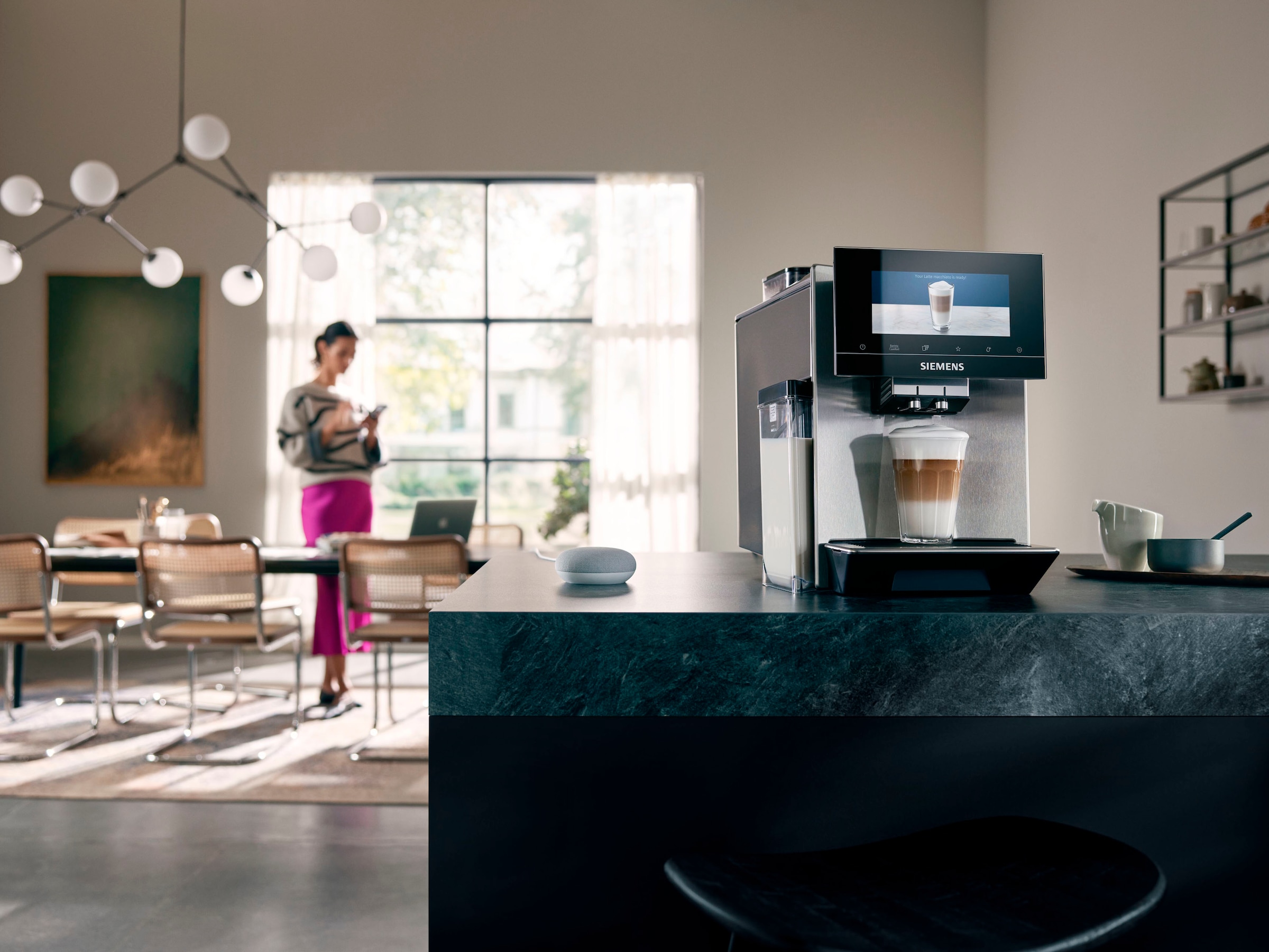 SIEMENS Kaffeevollautomat »EQ900 TQ907D03, intuitives 6,8" TFT-Display, 2 Bohnenbehälter«, Barista-Modus, App, Geräuschreduzierung, 10 Profile, edelstahl