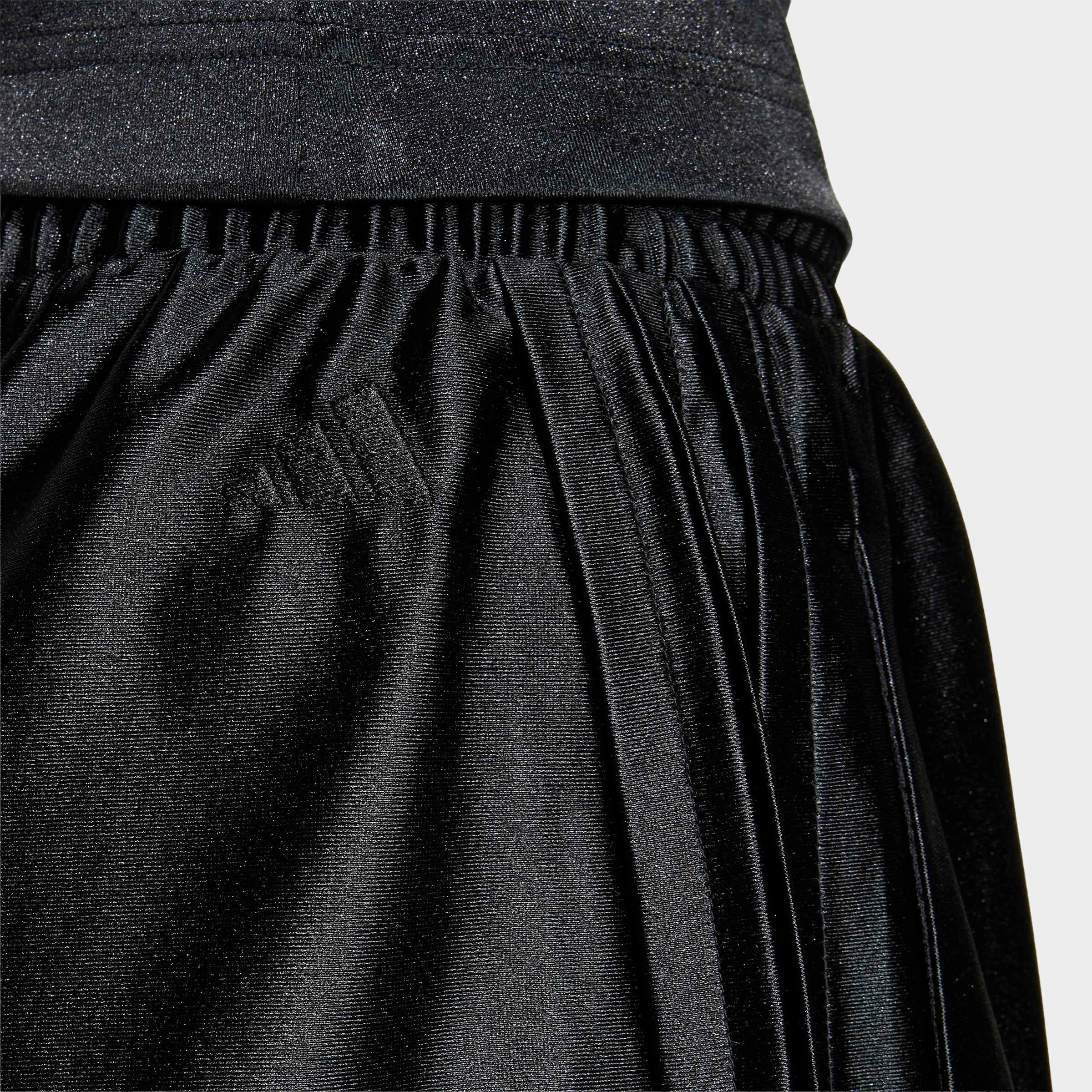 adidas Sportswear Shorts »SEASONAL ESSENTIALS SATIN«